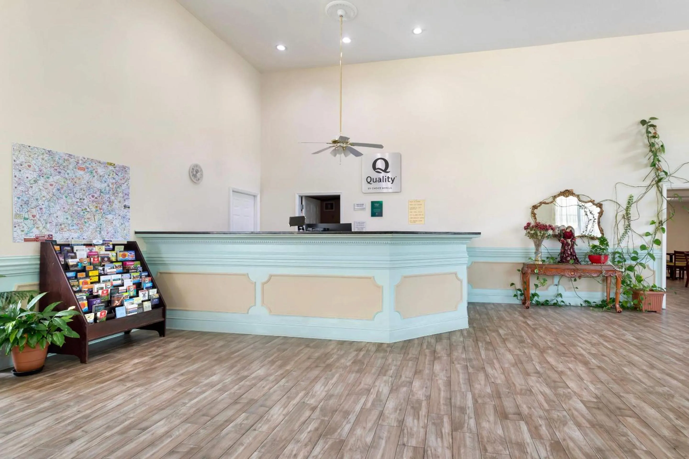 Lobby or reception in Quality Inn Andrews