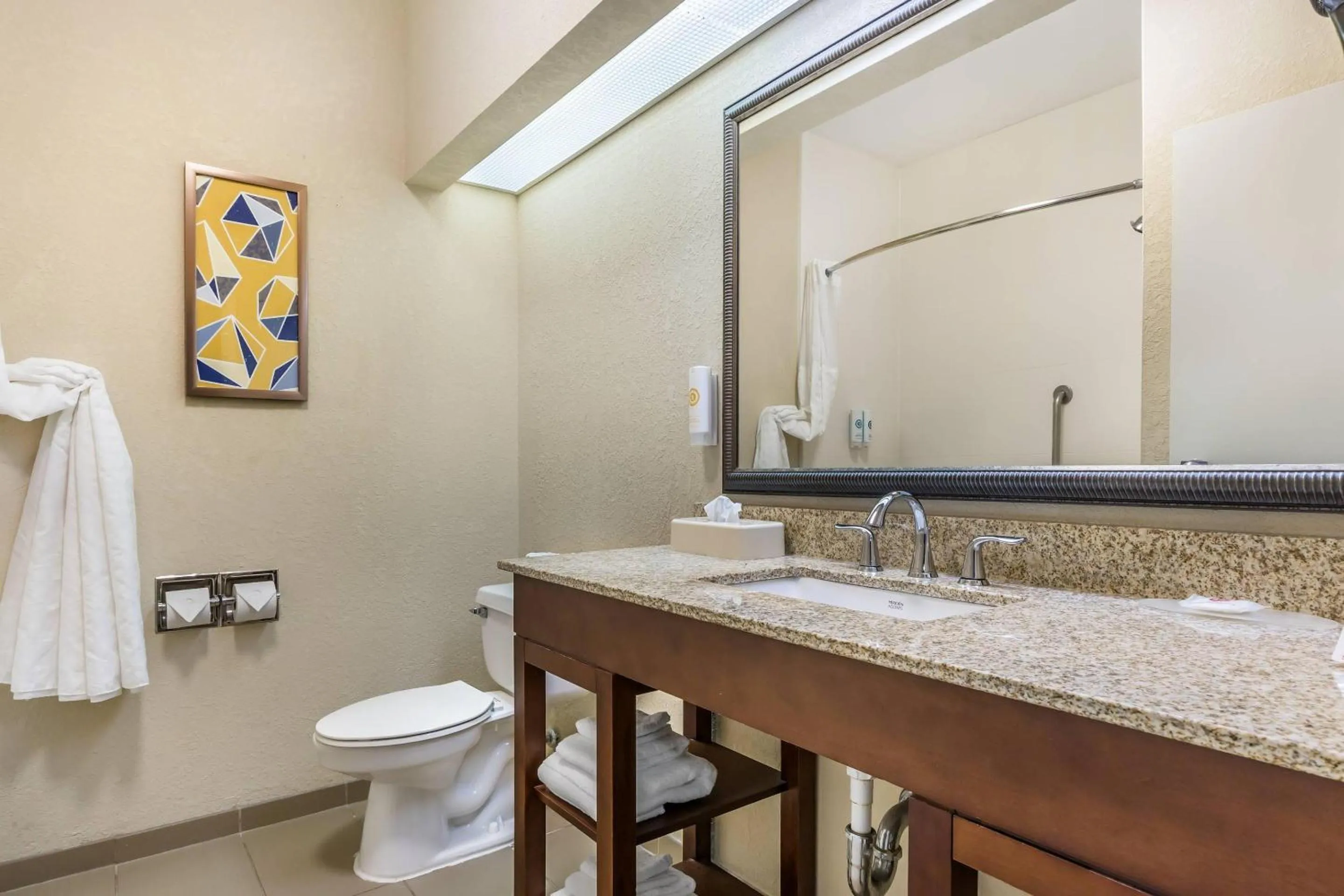 Bedroom in Comfort Inn Pinehurst - Southern Pines