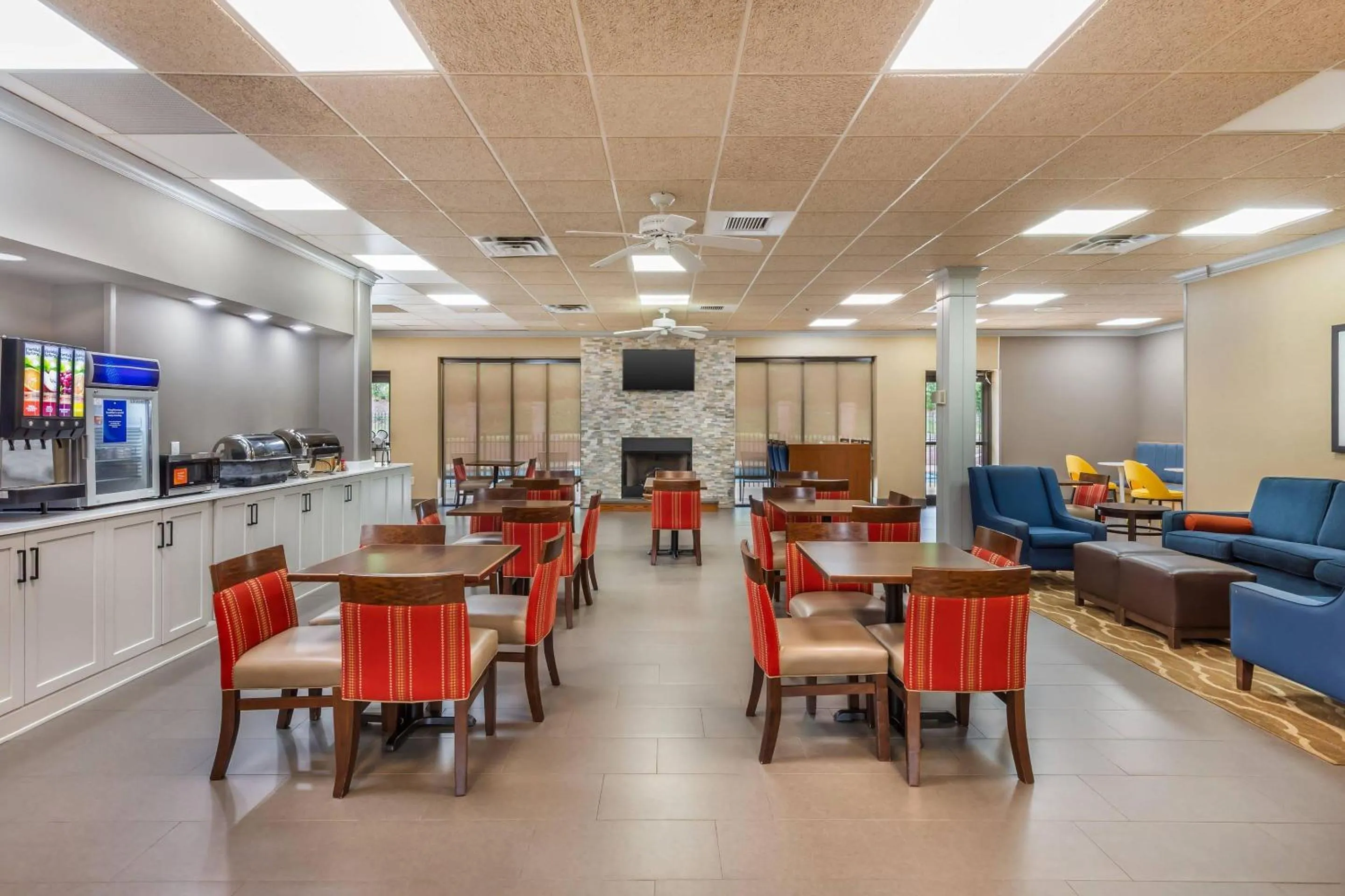 Breakfast in Comfort Inn Pinehurst - Southern Pines