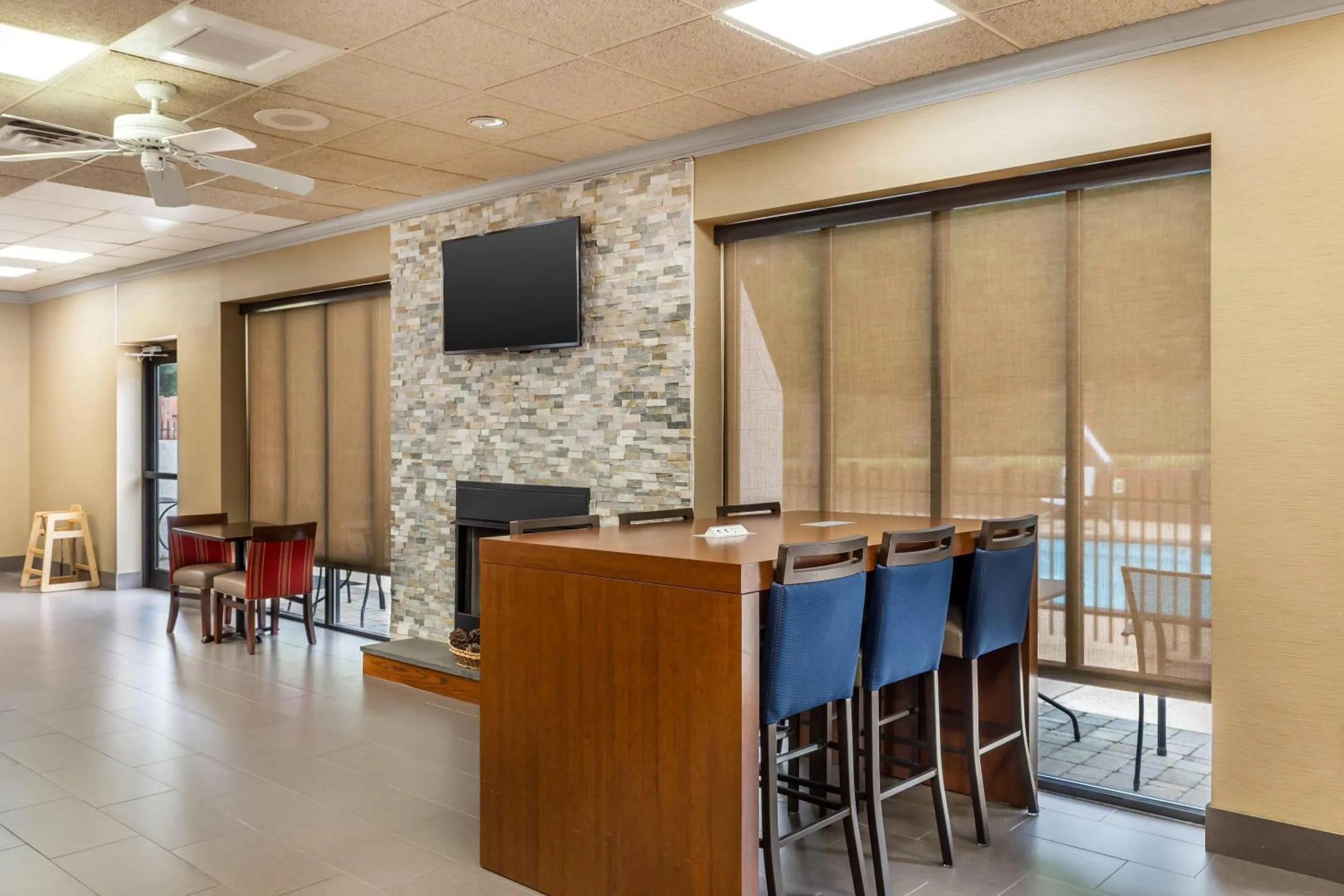 Breakfast in Comfort Inn Pinehurst - Southern Pines