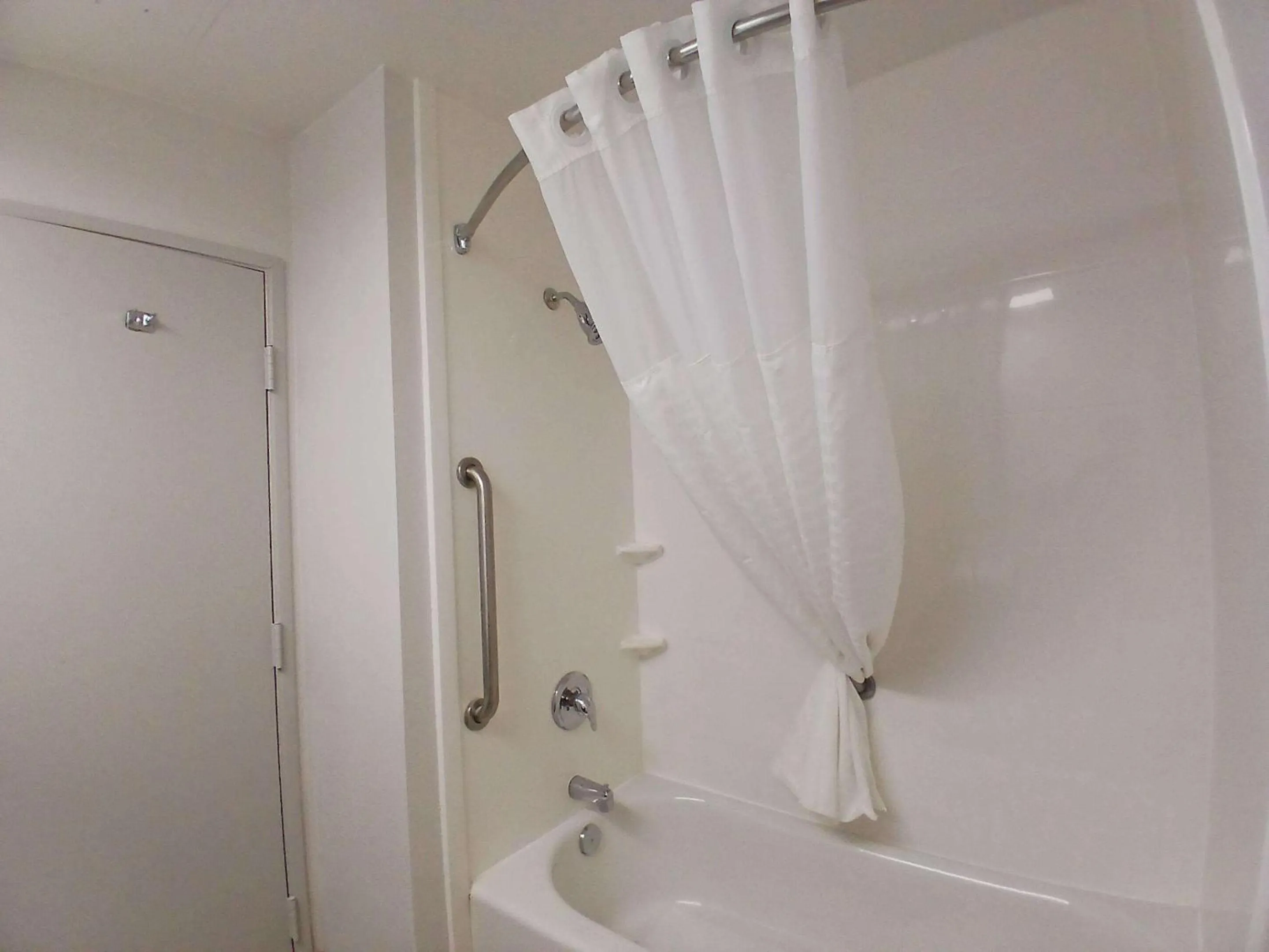 Bedroom in Comfort Inn near Downtown & Blue Ridge PKWY