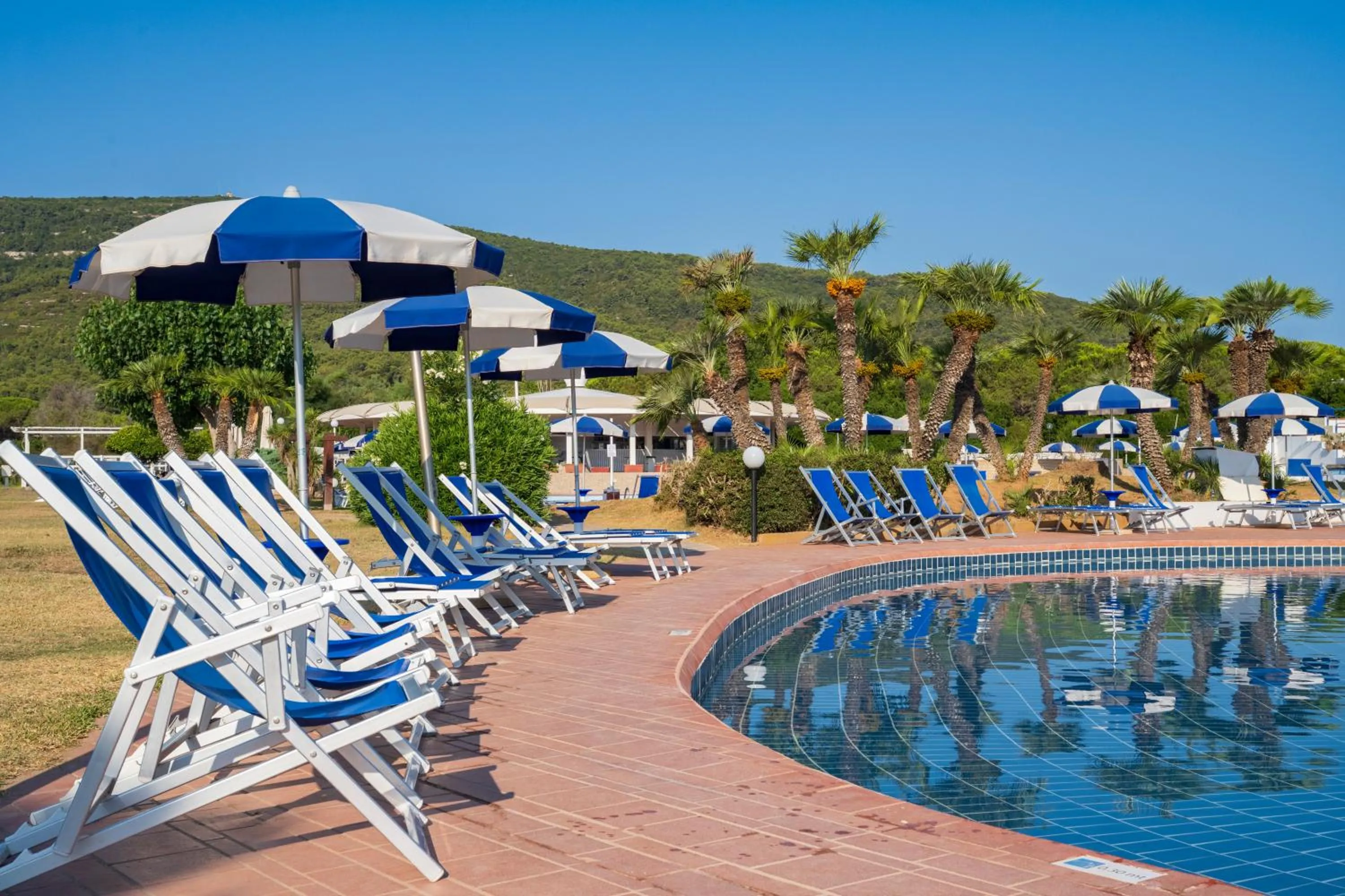 Spring in Hotel Baia di Conte Club & Resort