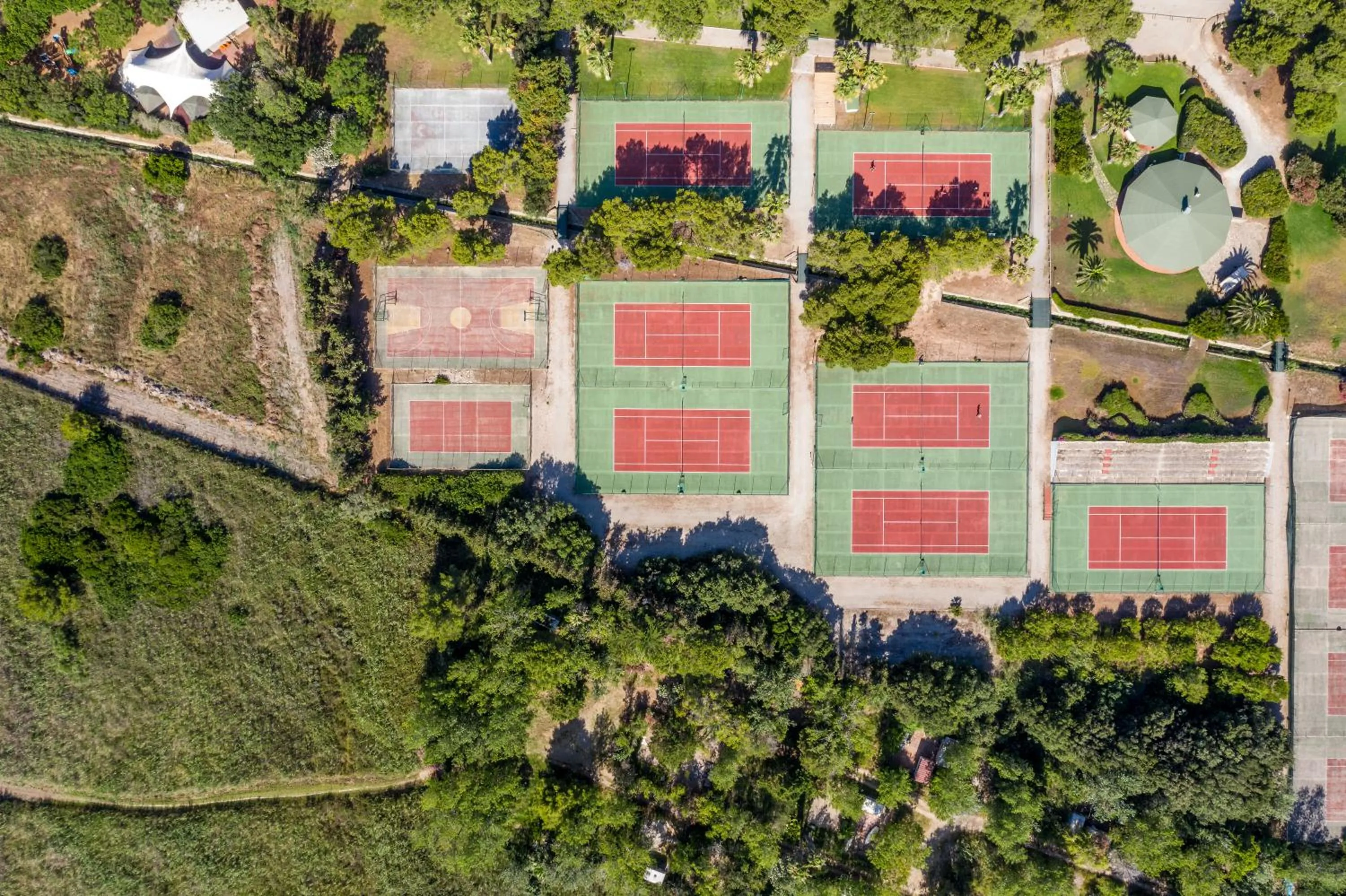 Day in Hotel Baia di Conte Club & Resort