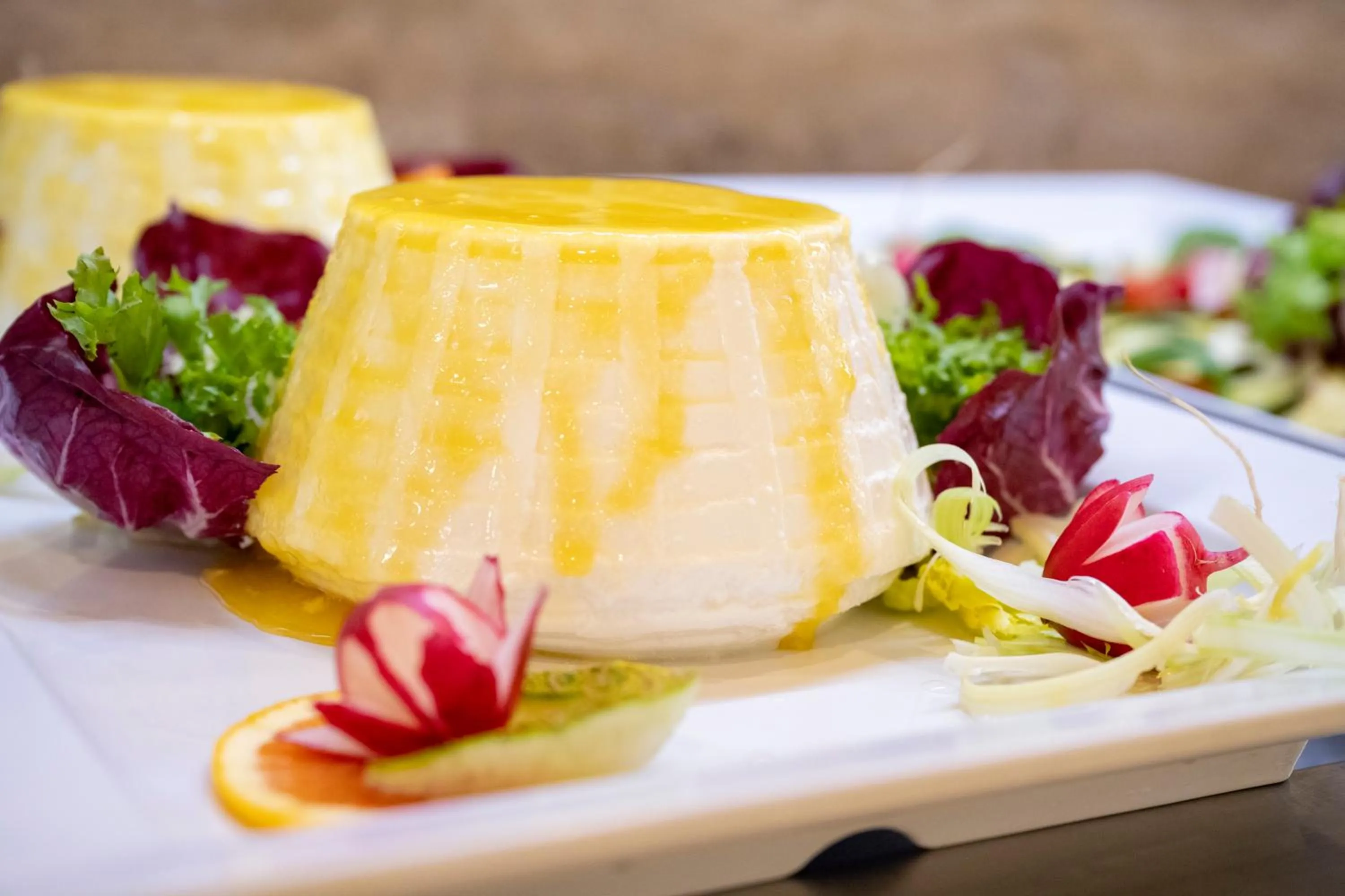 Food and drinks in Hotel Baia di Conte Club & Resort