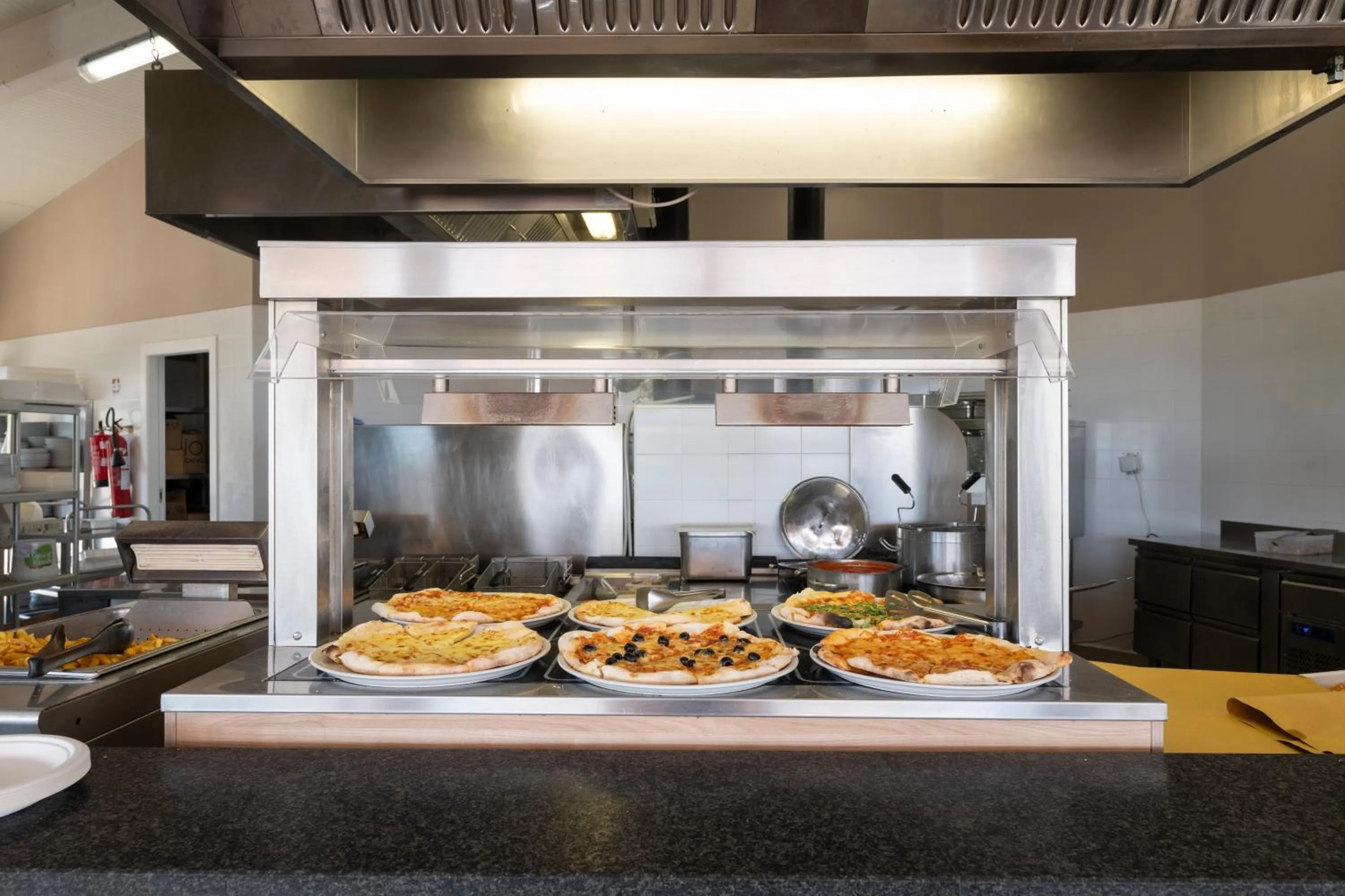 Food and drinks in Hotel Baia di Conte Club & Resort