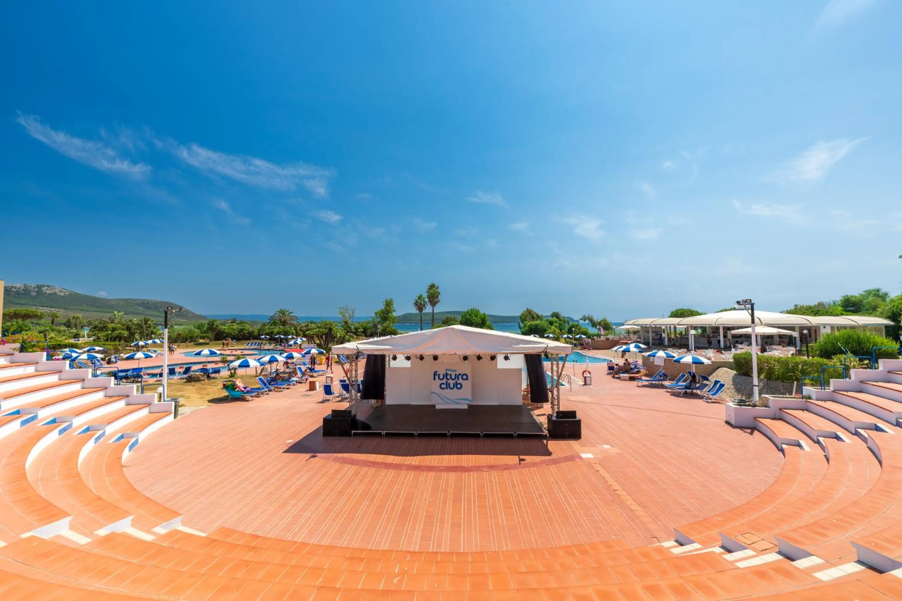 Day in Hotel Baia di Conte Club & Resort