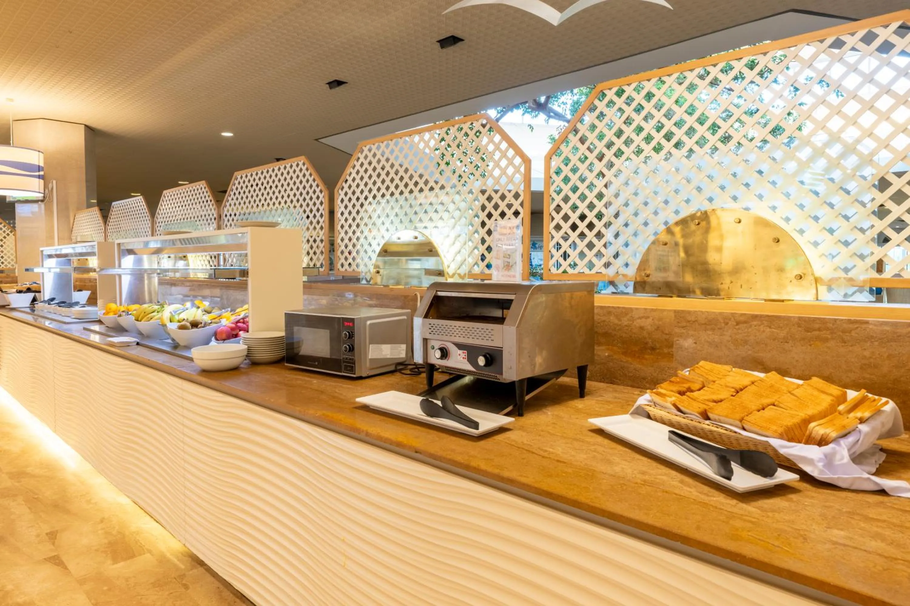 Restaurant/places to eat in Hotel Baia di Conte Club & Resort