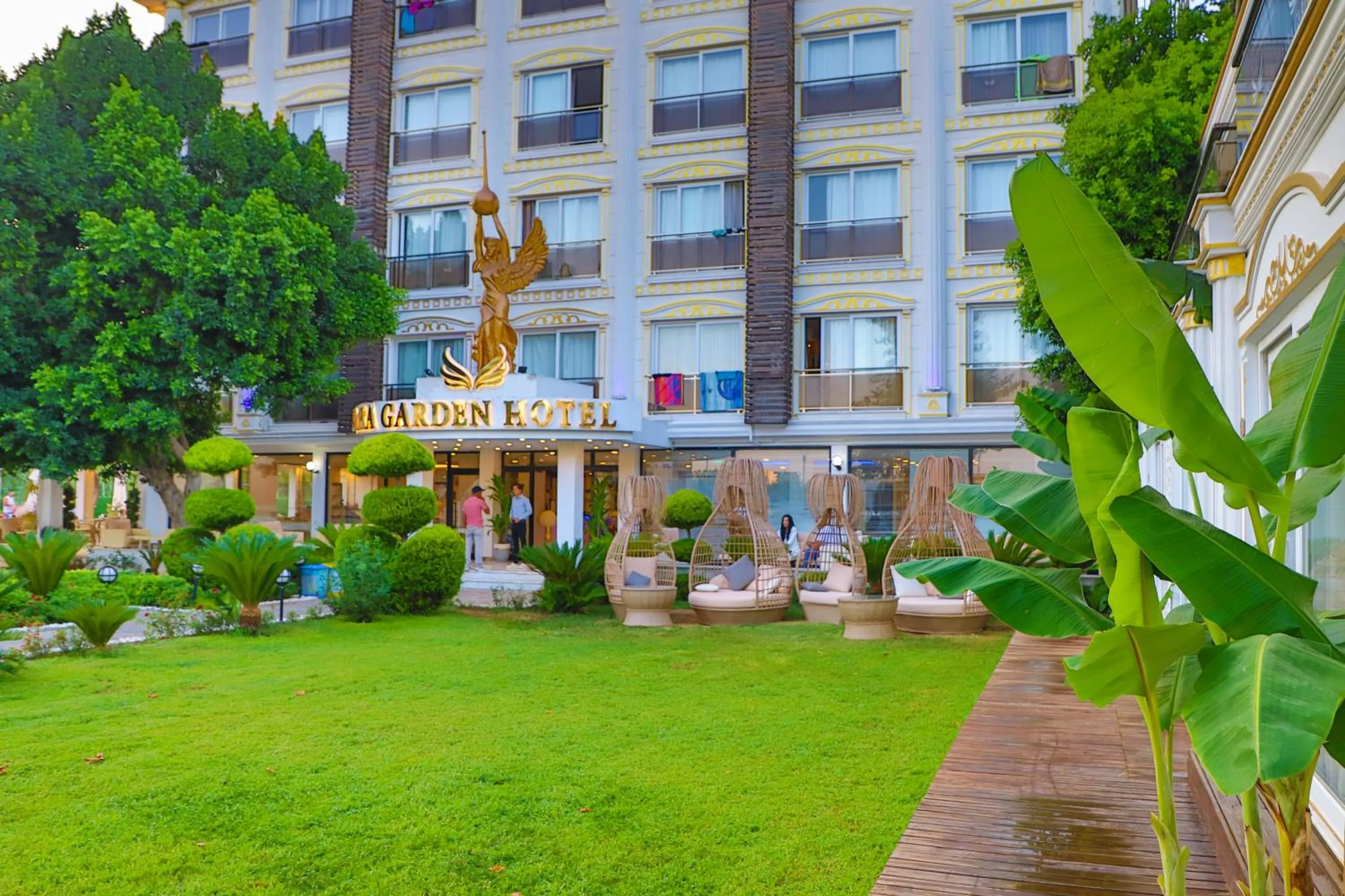 Garden in Lara Garden Hotel