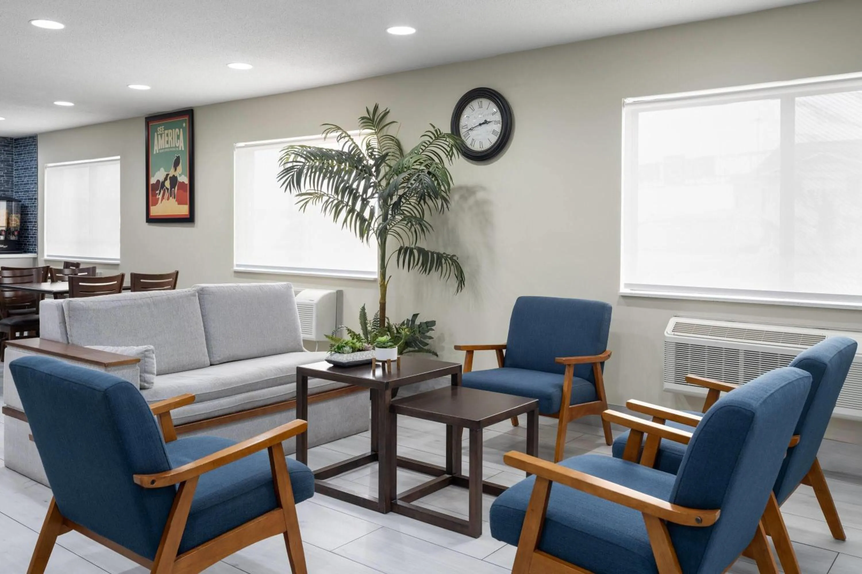 Lobby or reception in Travelodge by Wyndham Fargo