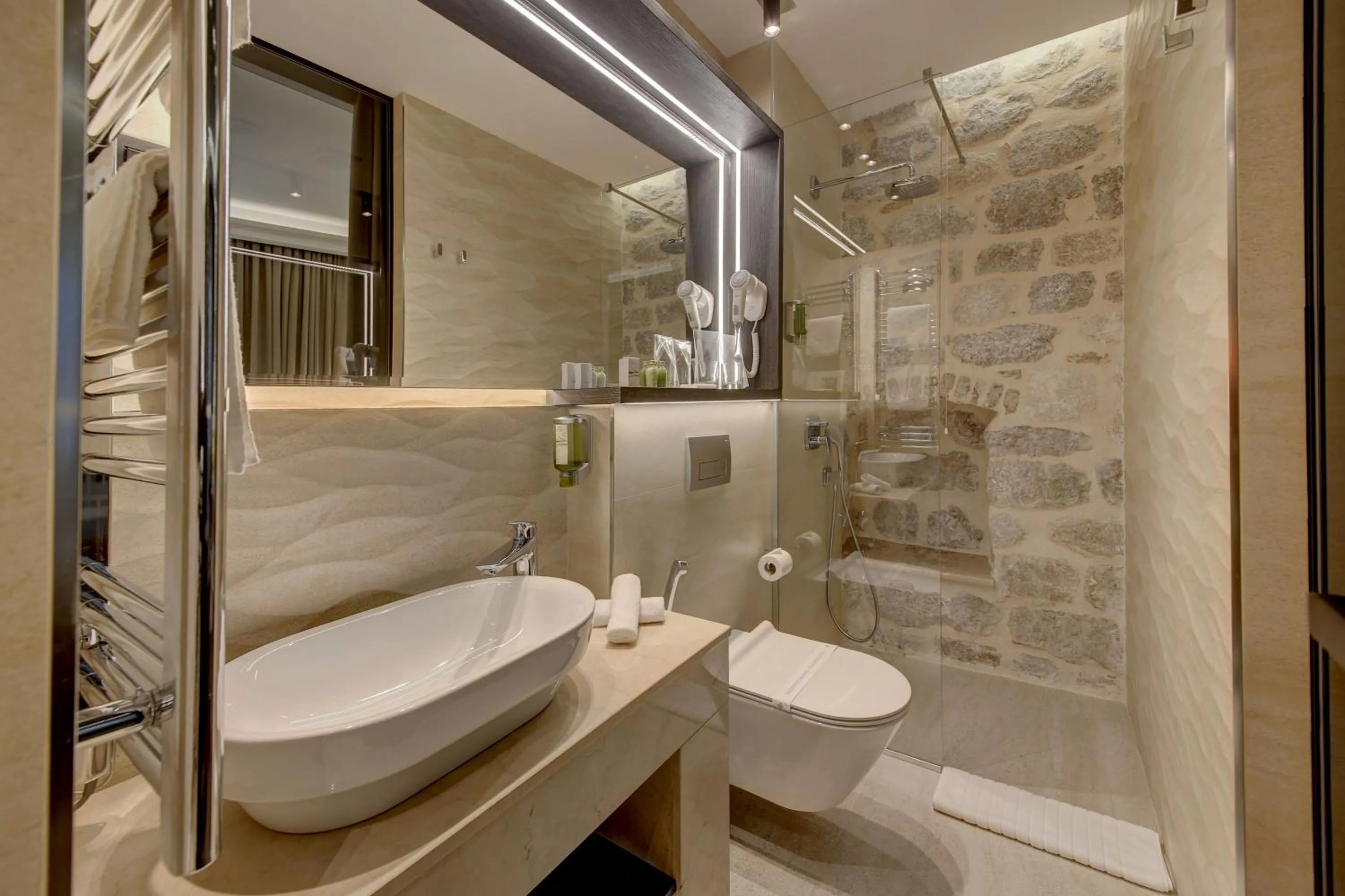 Bathroom in Heritage Hotel Leon Coronato