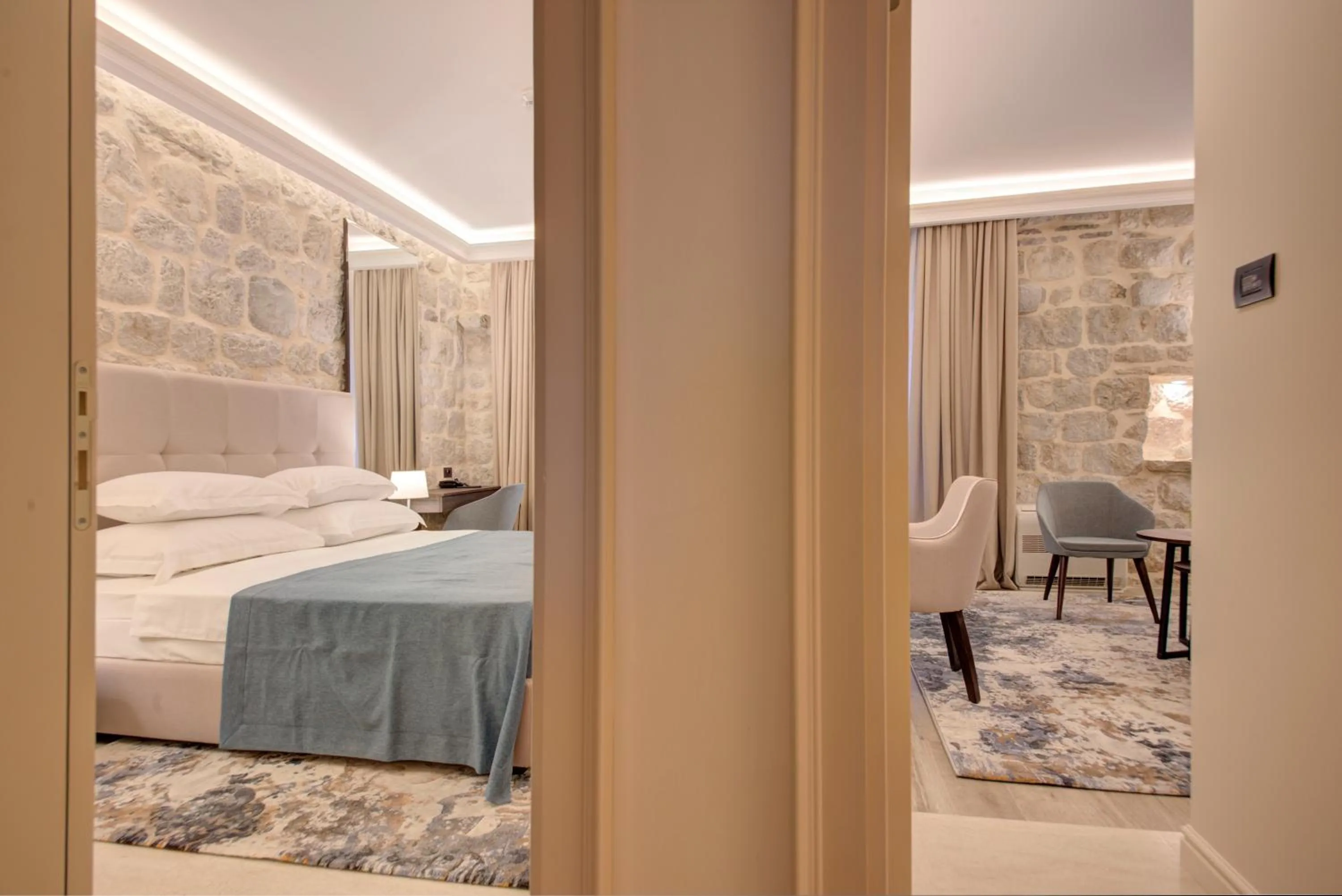 Photo of the whole room, Bed in Heritage Hotel Leon Coronato