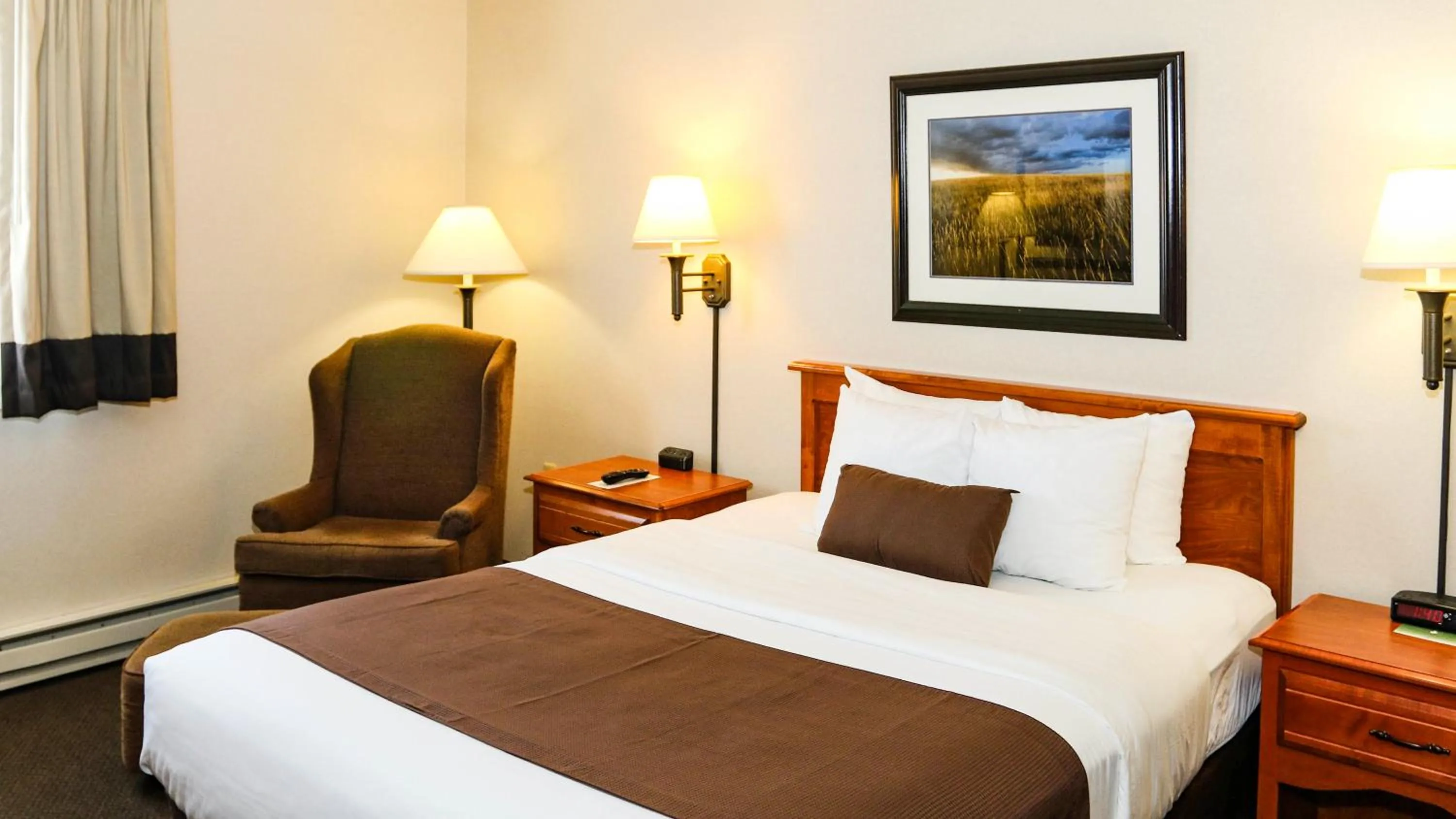 Bedroom, Bed in Motel 6 Minot, ND