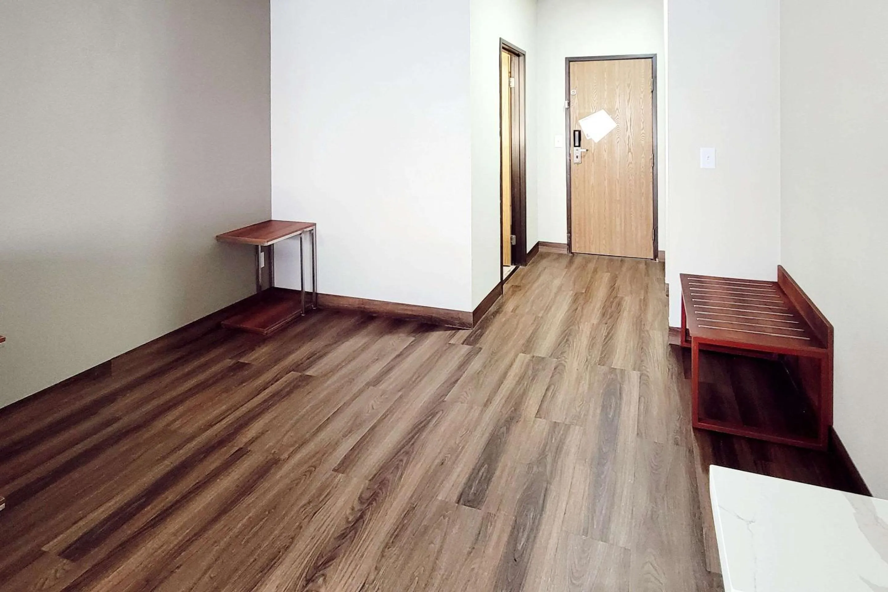 Bedroom in Econo Lodge Fargo - West Acres