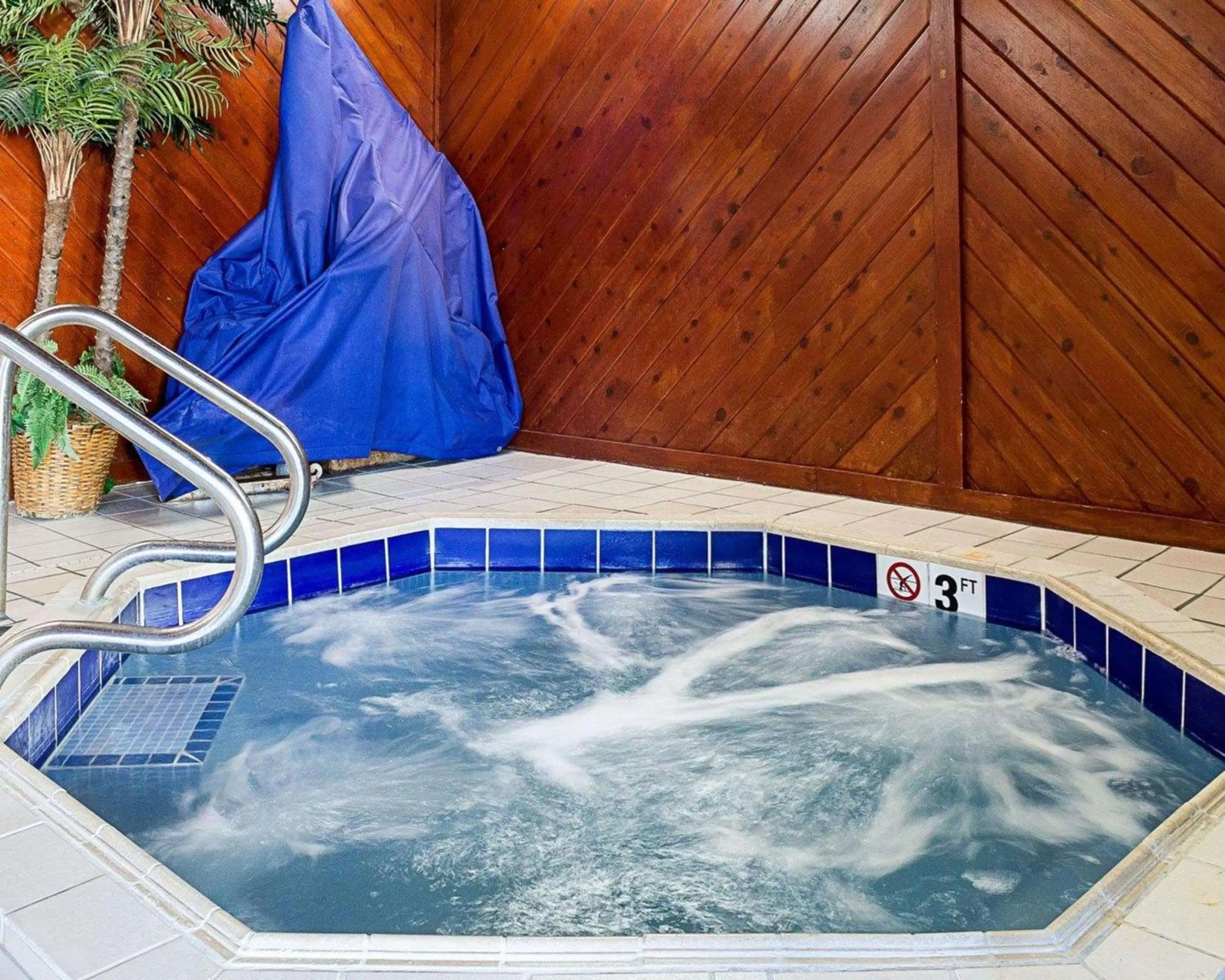 On site in Econo Lodge Fargo - West Acres