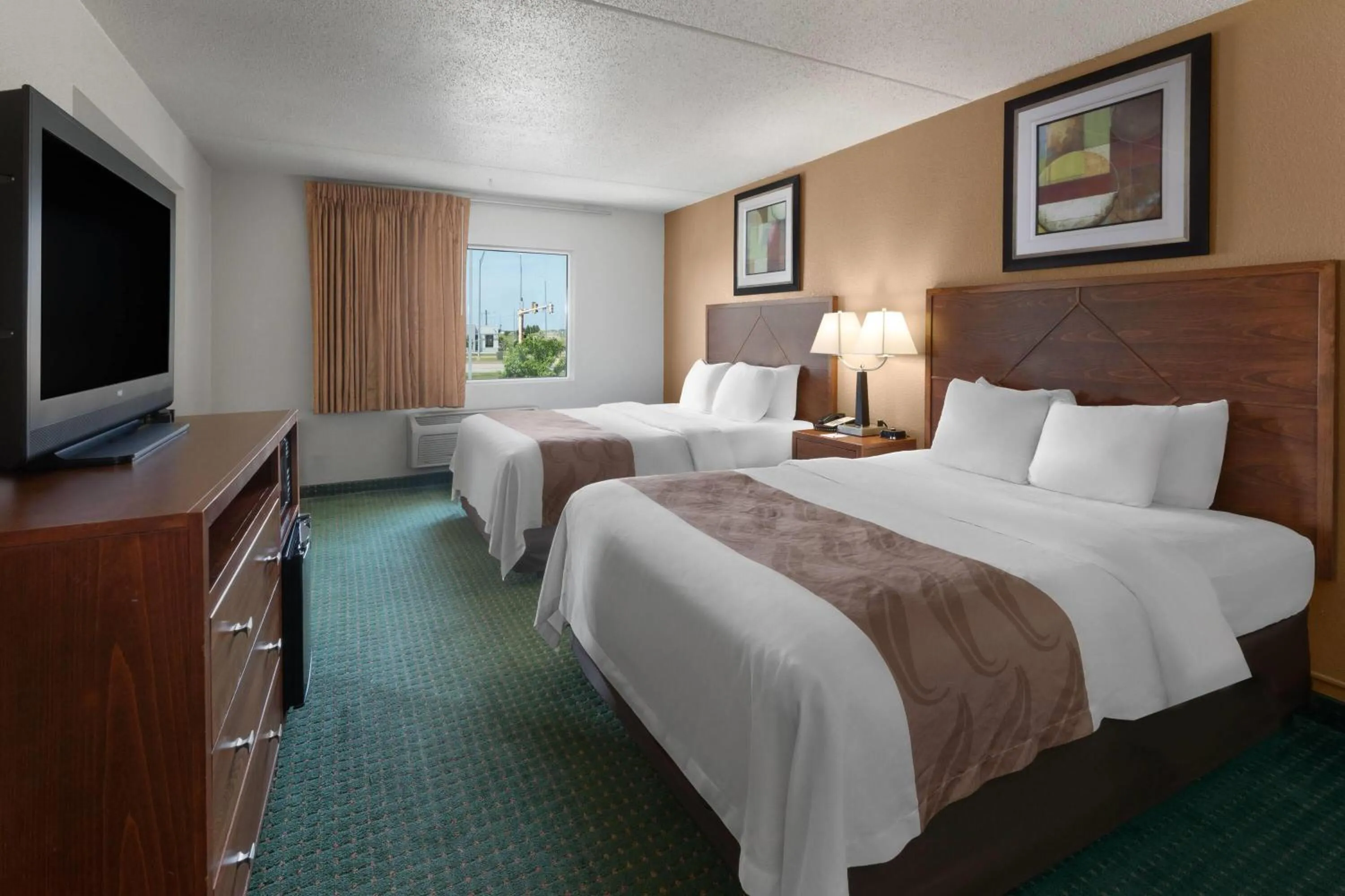 Photo of the whole room, Bed in Baymont by Wyndham Jamestown Conference Center & Water Park