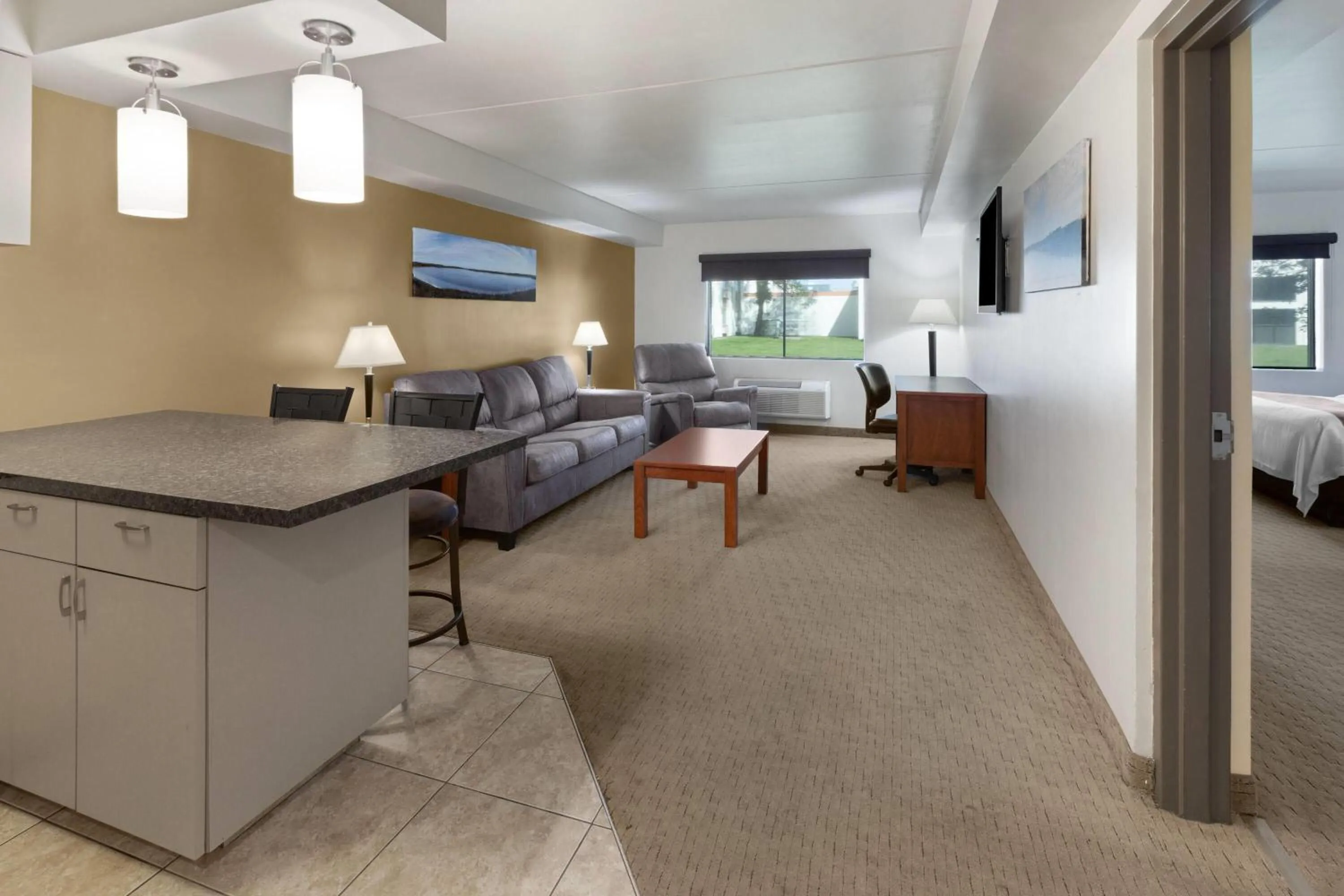 Photo of the whole room in Baymont by Wyndham Jamestown Conference Center & Water Park