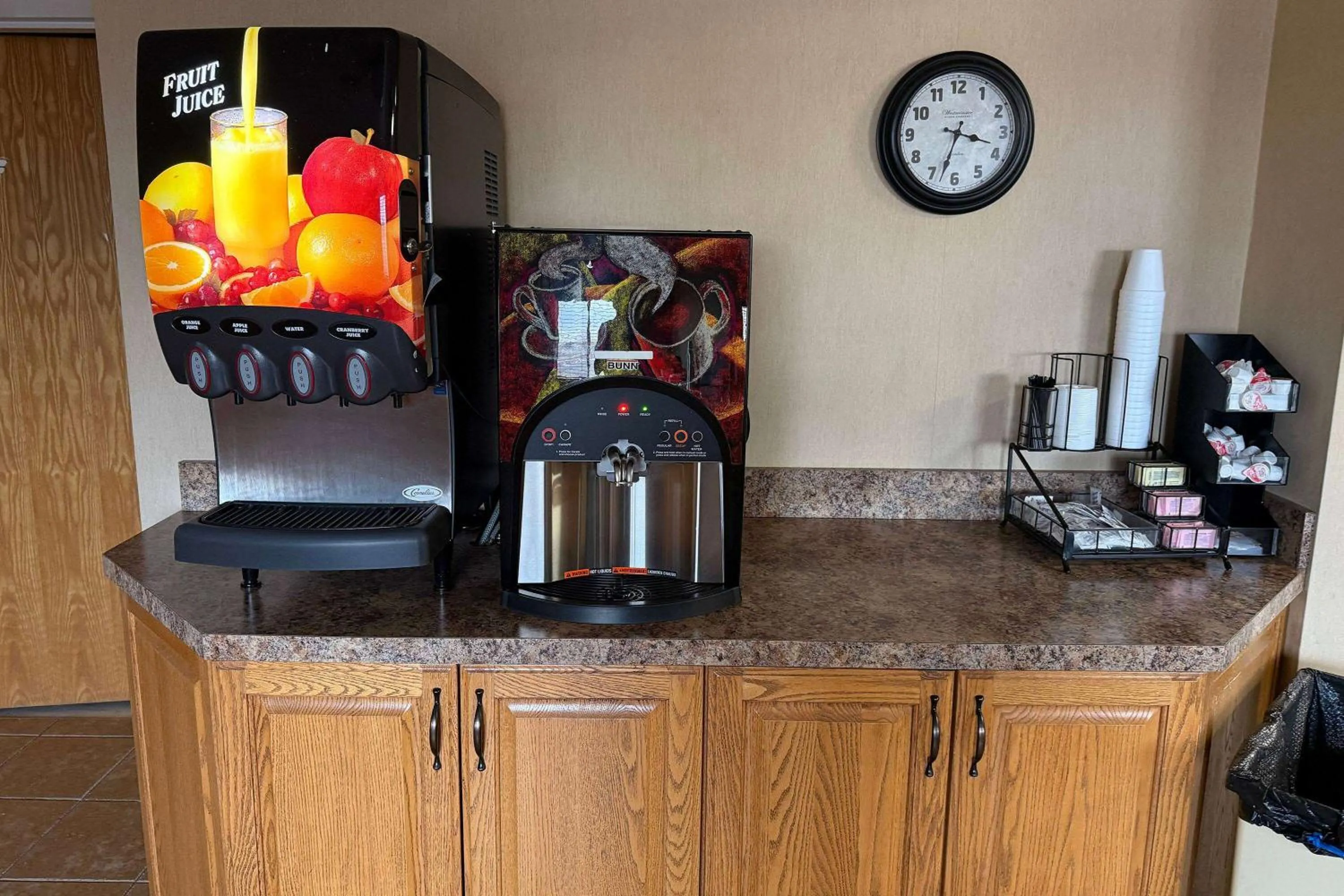 Breakfast in Super 8 by Wyndham Cozad