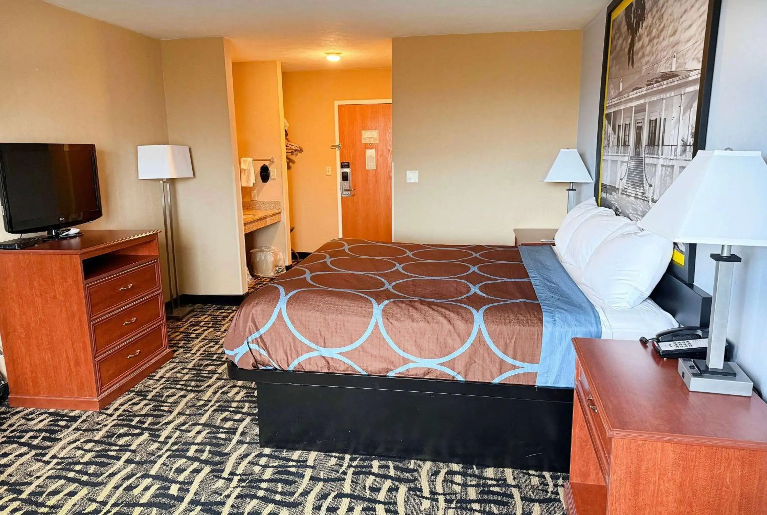 Super 8 by Wyndham Cozad Super 8 by Wyndham Cozad