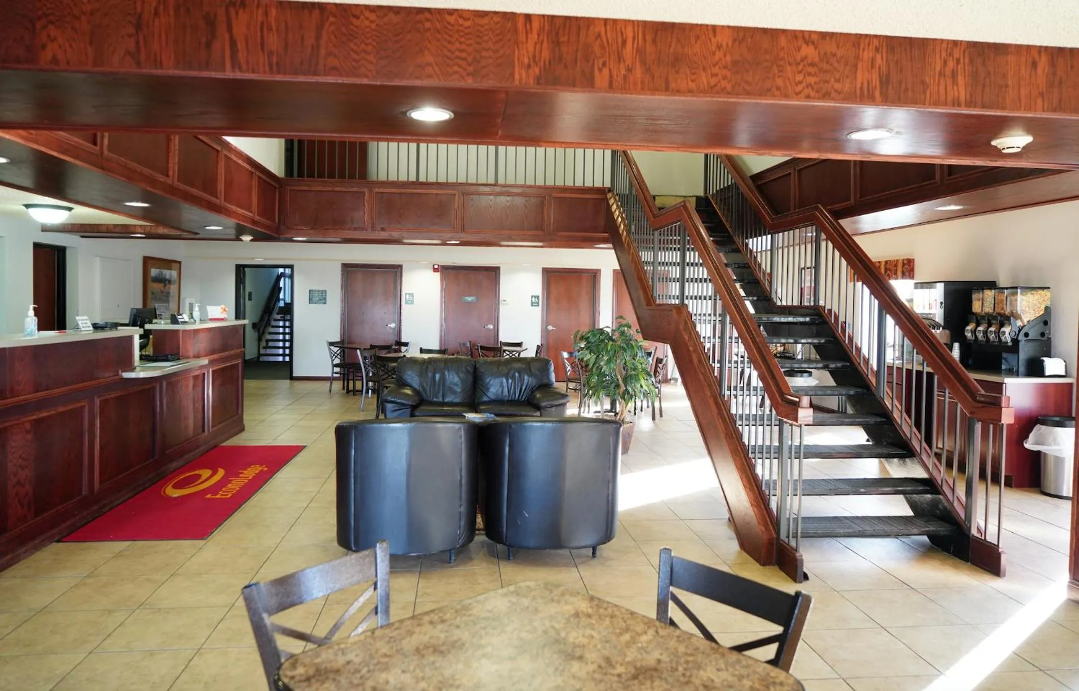 Lobby or reception in Econo Lodge Inn & Suites