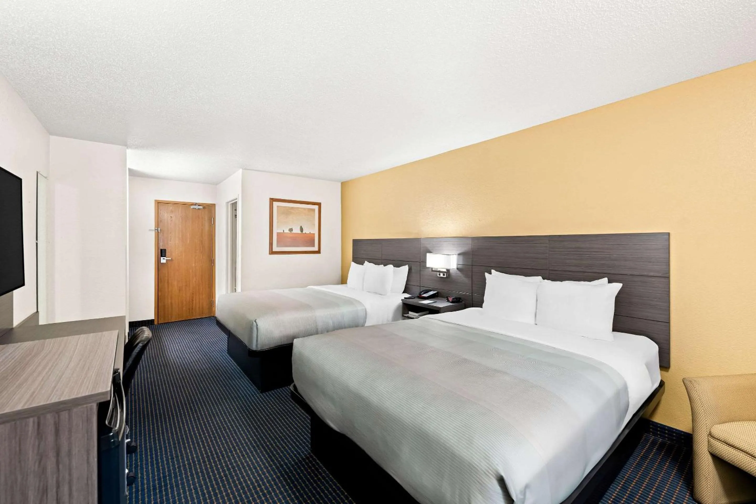 Bedroom, Bed in Quality Inn