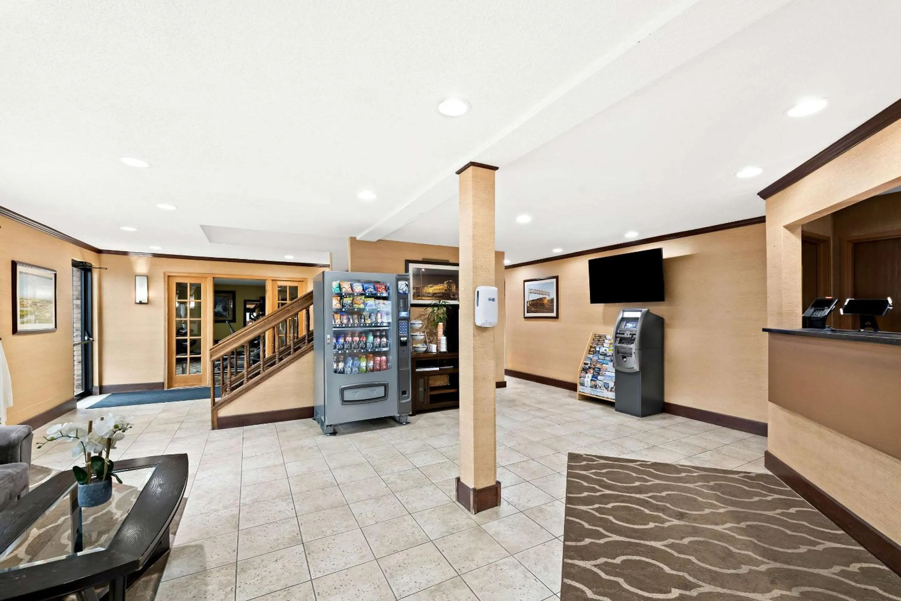 Lobby or reception in Quality Inn