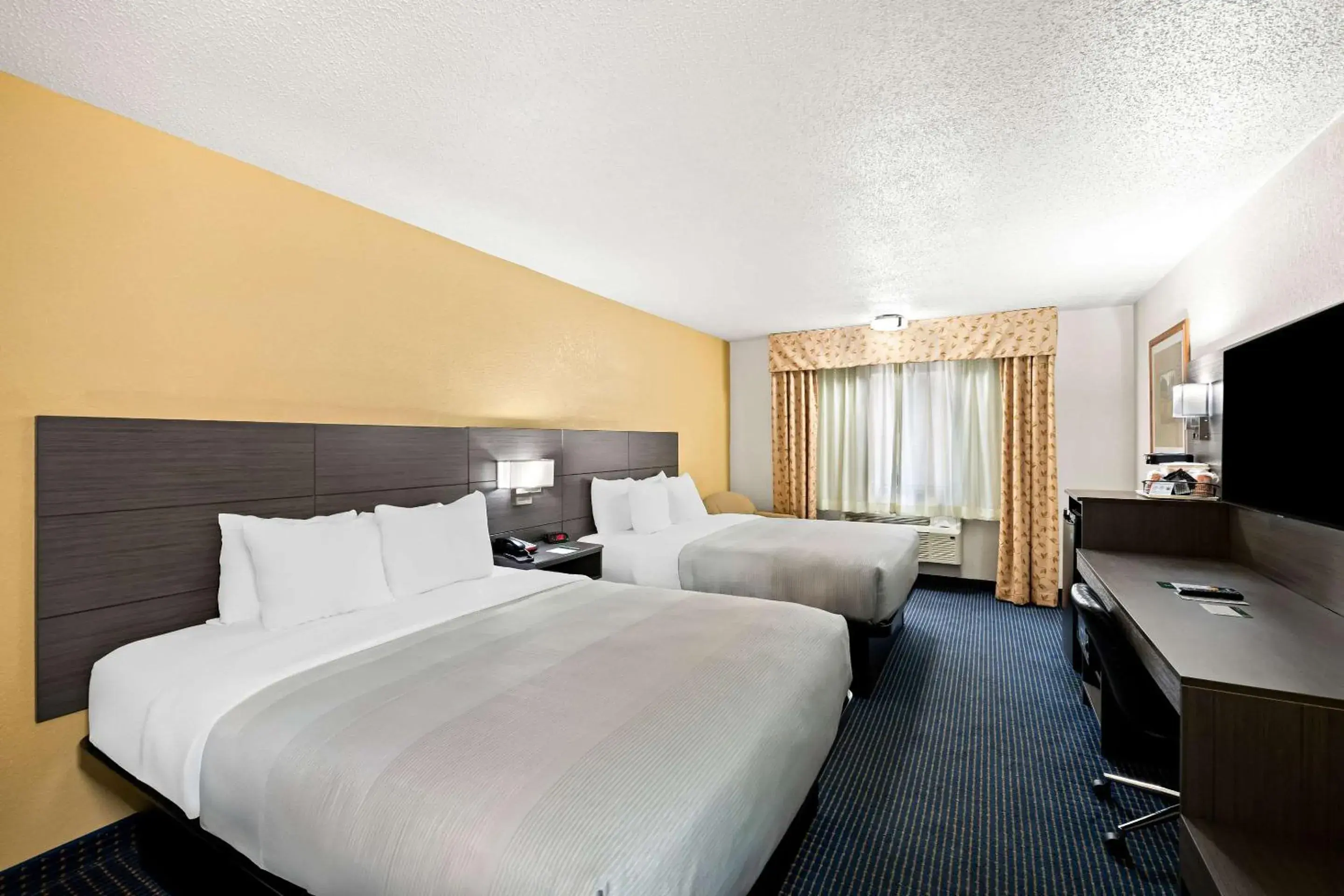 Standard Queen Room with Two Queen Beds - Non-Smoking in Quality Inn Standard Queen Room with Two Queen Beds - Non-Smoking in Quality Inn