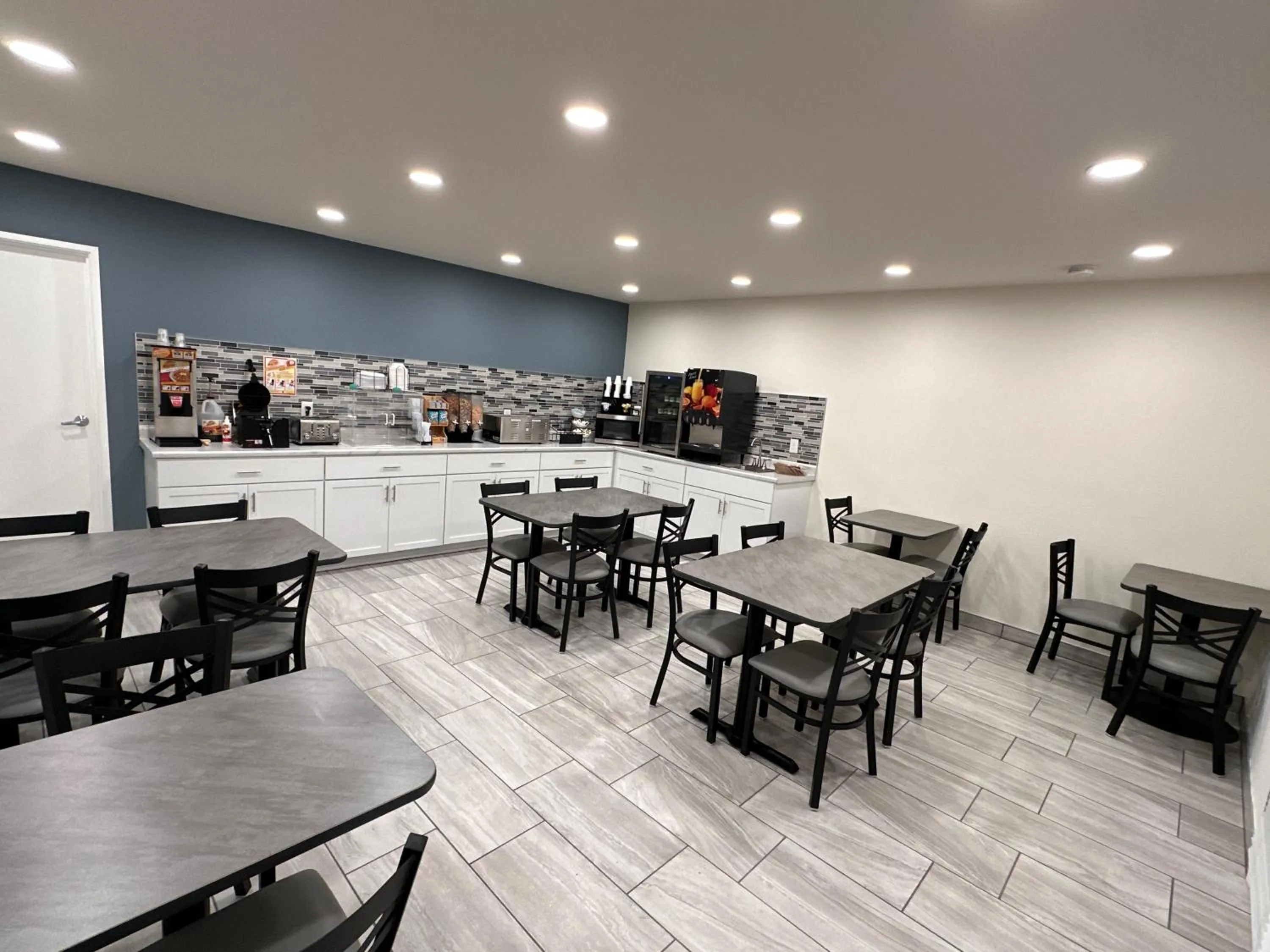 Breakfast in Super 8 by Wyndham Grand Island