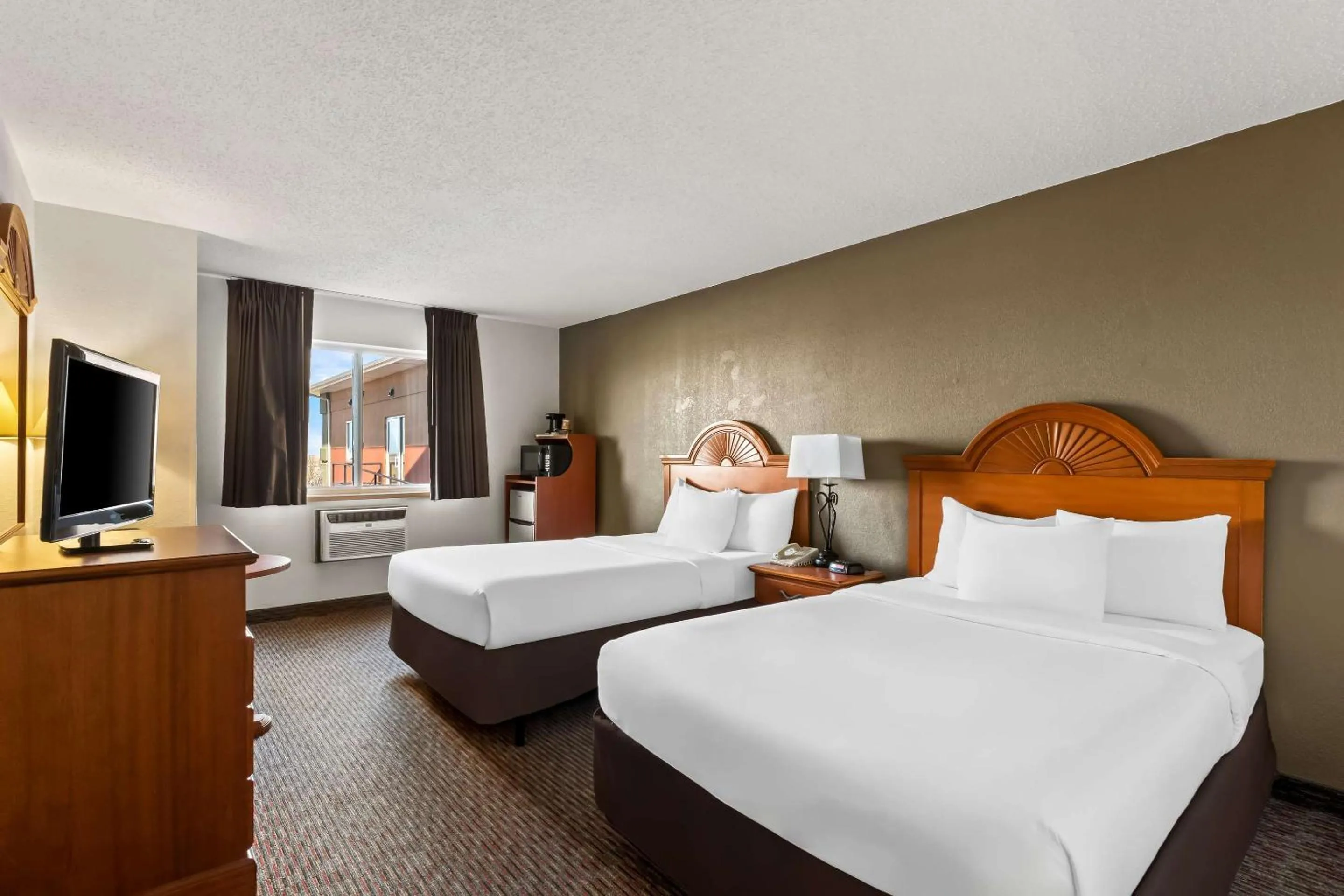 Bedroom, Bed in Quality Inn Sidney I-80