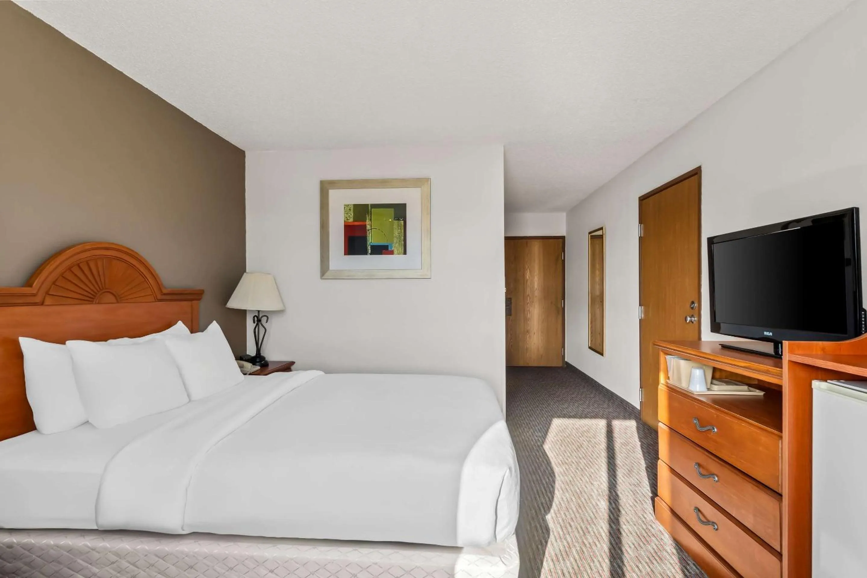 Bedroom, Bed in Quality Inn Sidney I-80