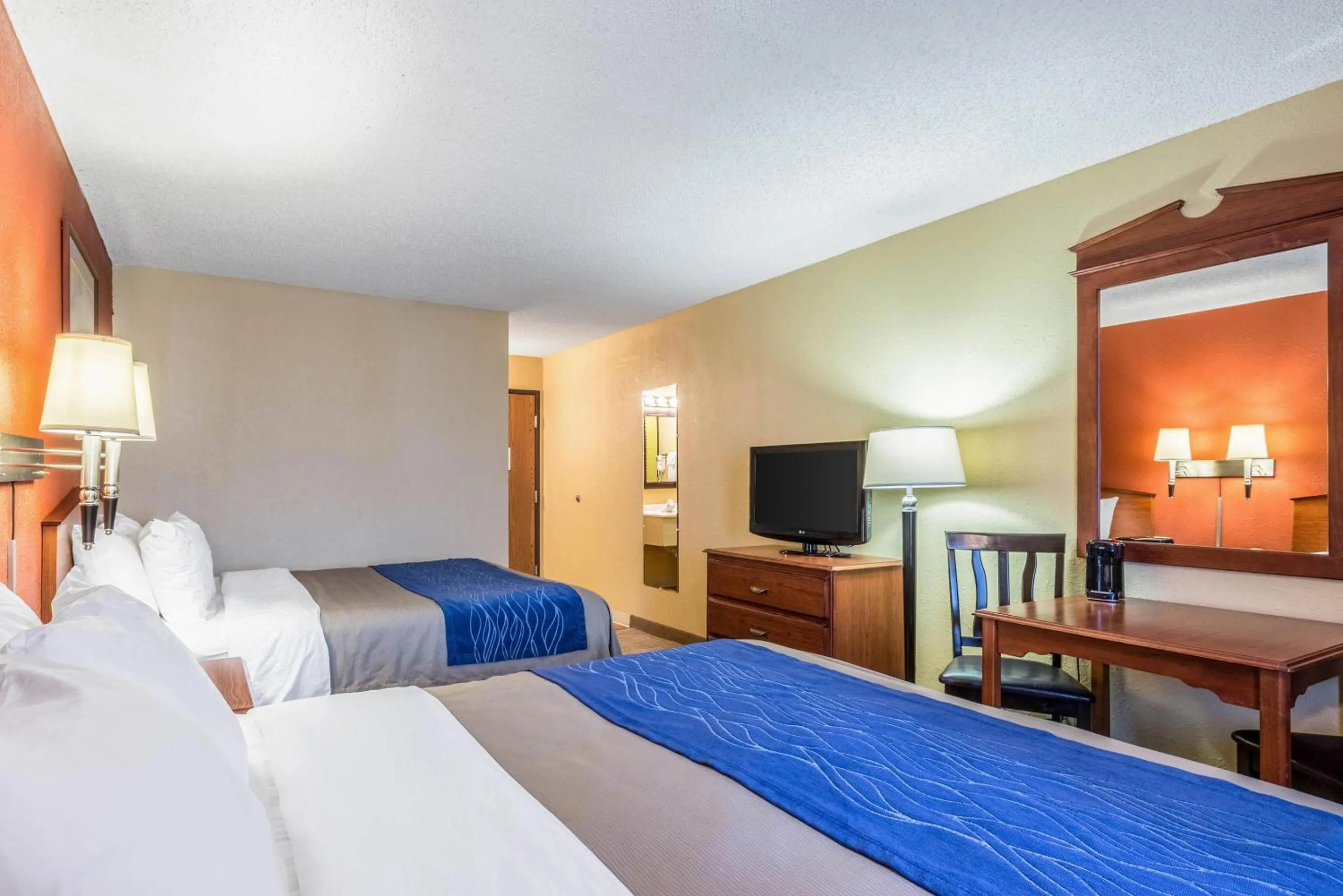 Bedroom, Bed in Quality Inn Scottsbluff
