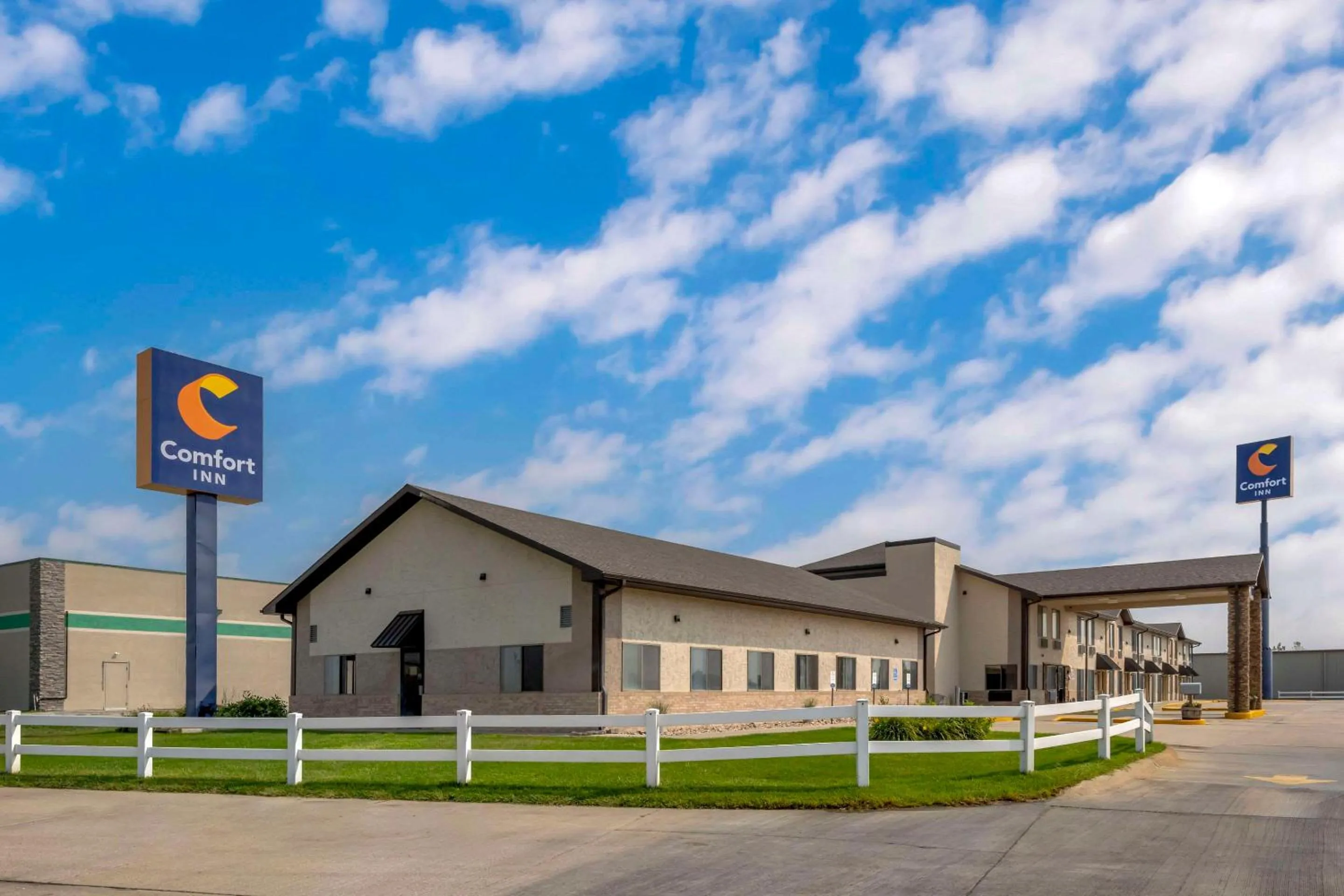 Property building in Comfort Inn Lexington