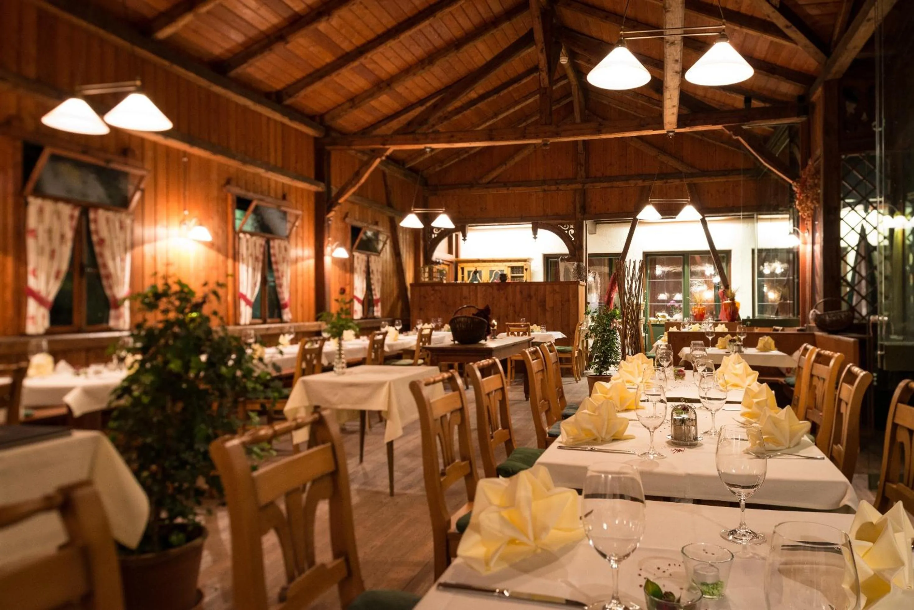 Restaurant/places to eat in Hotel Krone Tirol