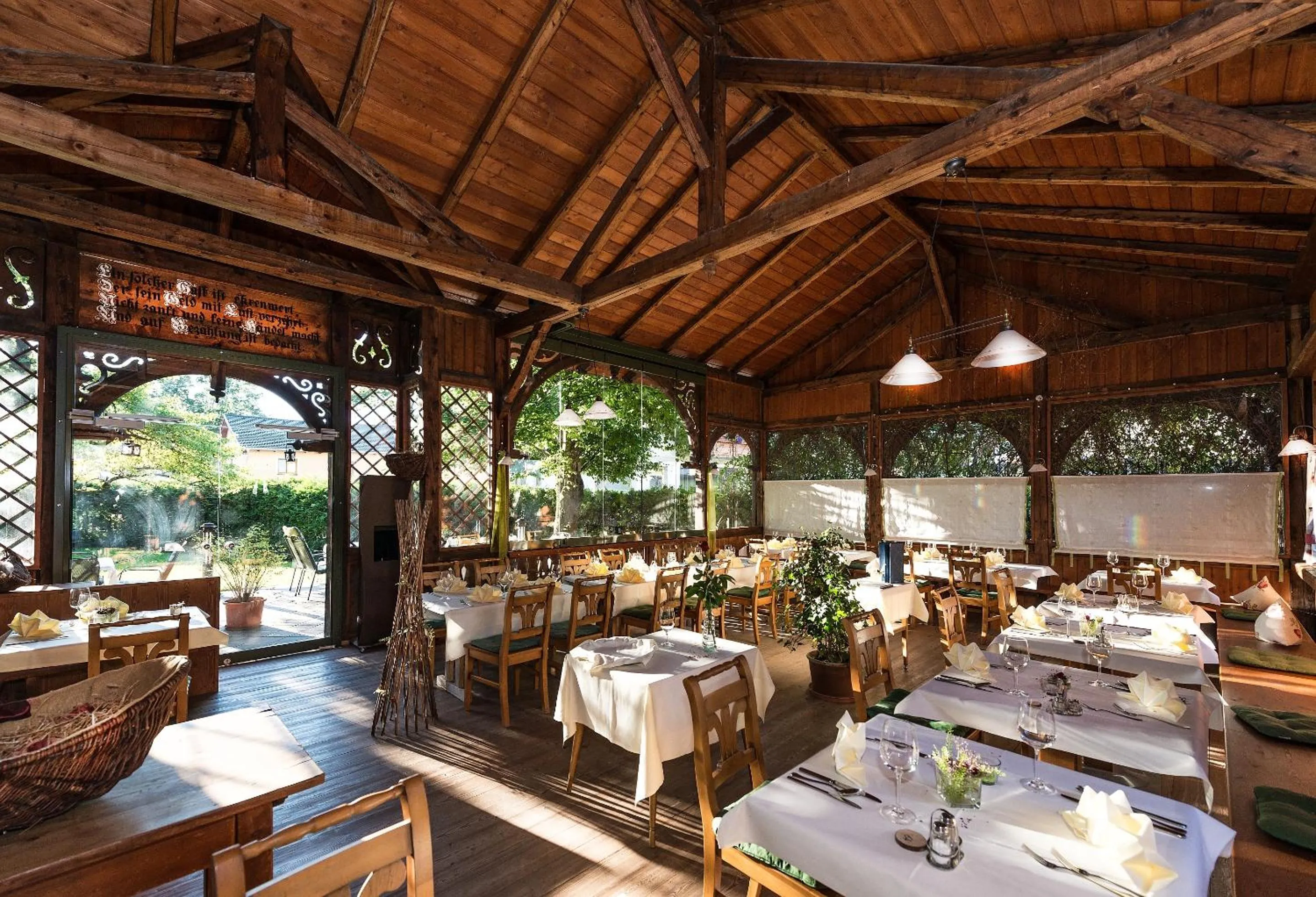 Restaurant/places to eat in Hotel Krone Tirol