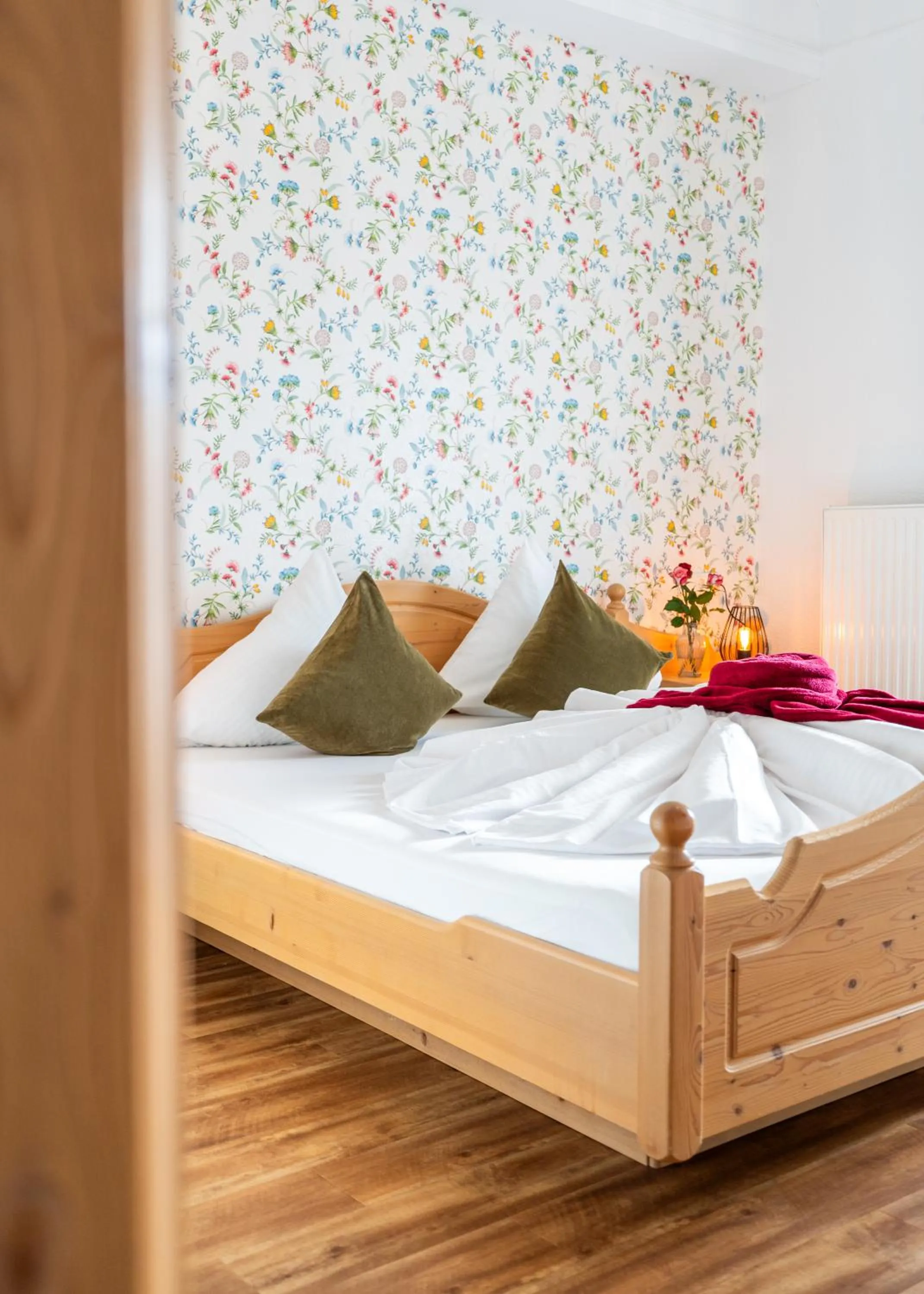 Bed in Hotel Krone Tirol