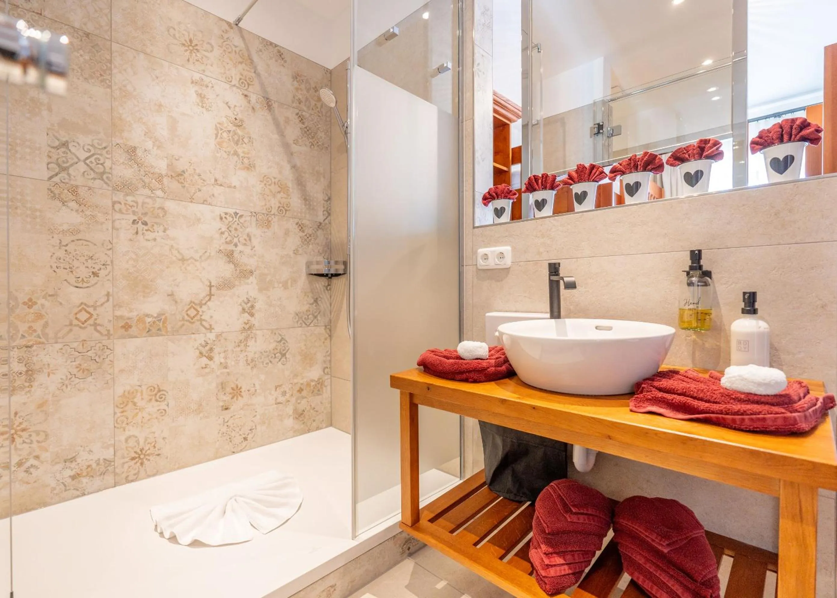 Shower in Hotel Krone Tirol