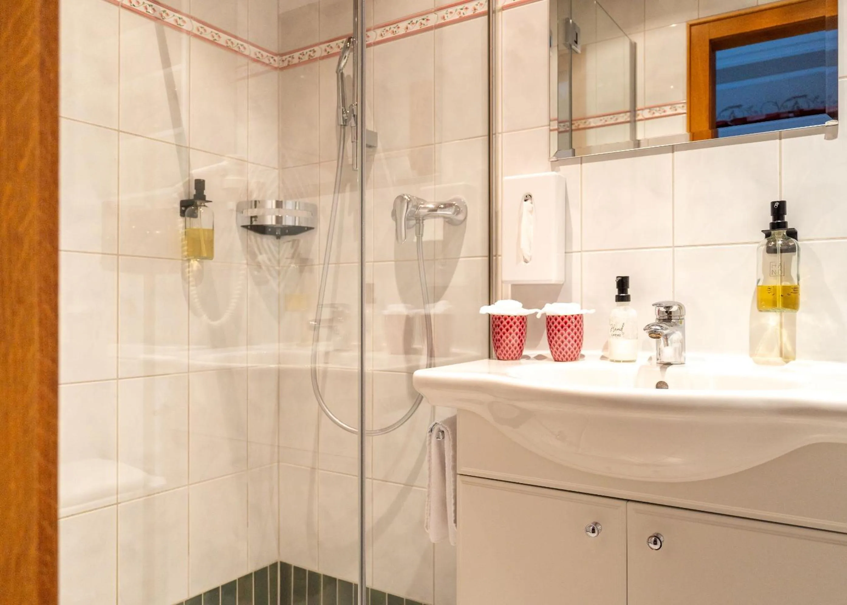 Shower in Hotel Krone Tirol