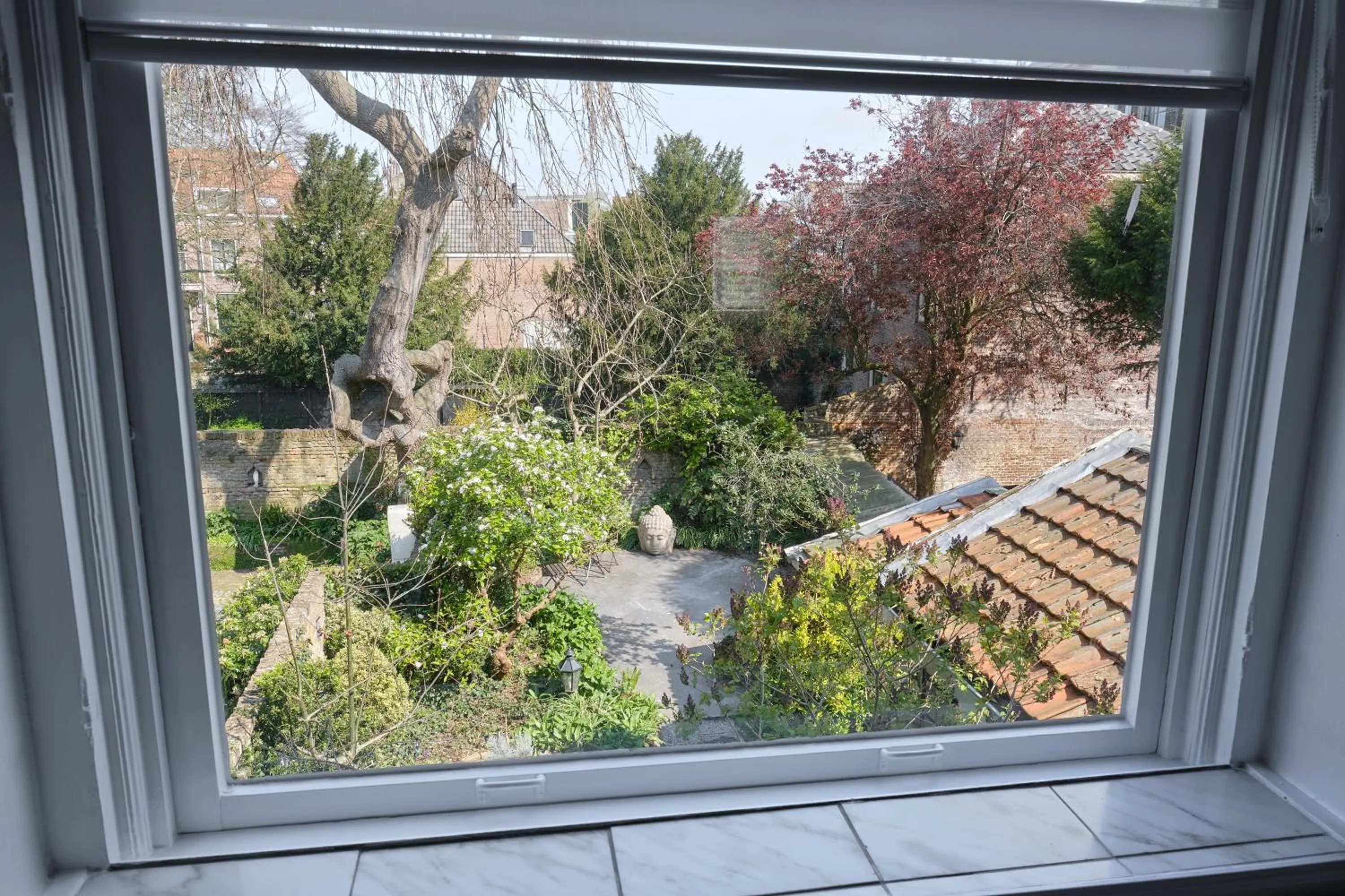 Garden view in Het Gecroonde Swaert B&B