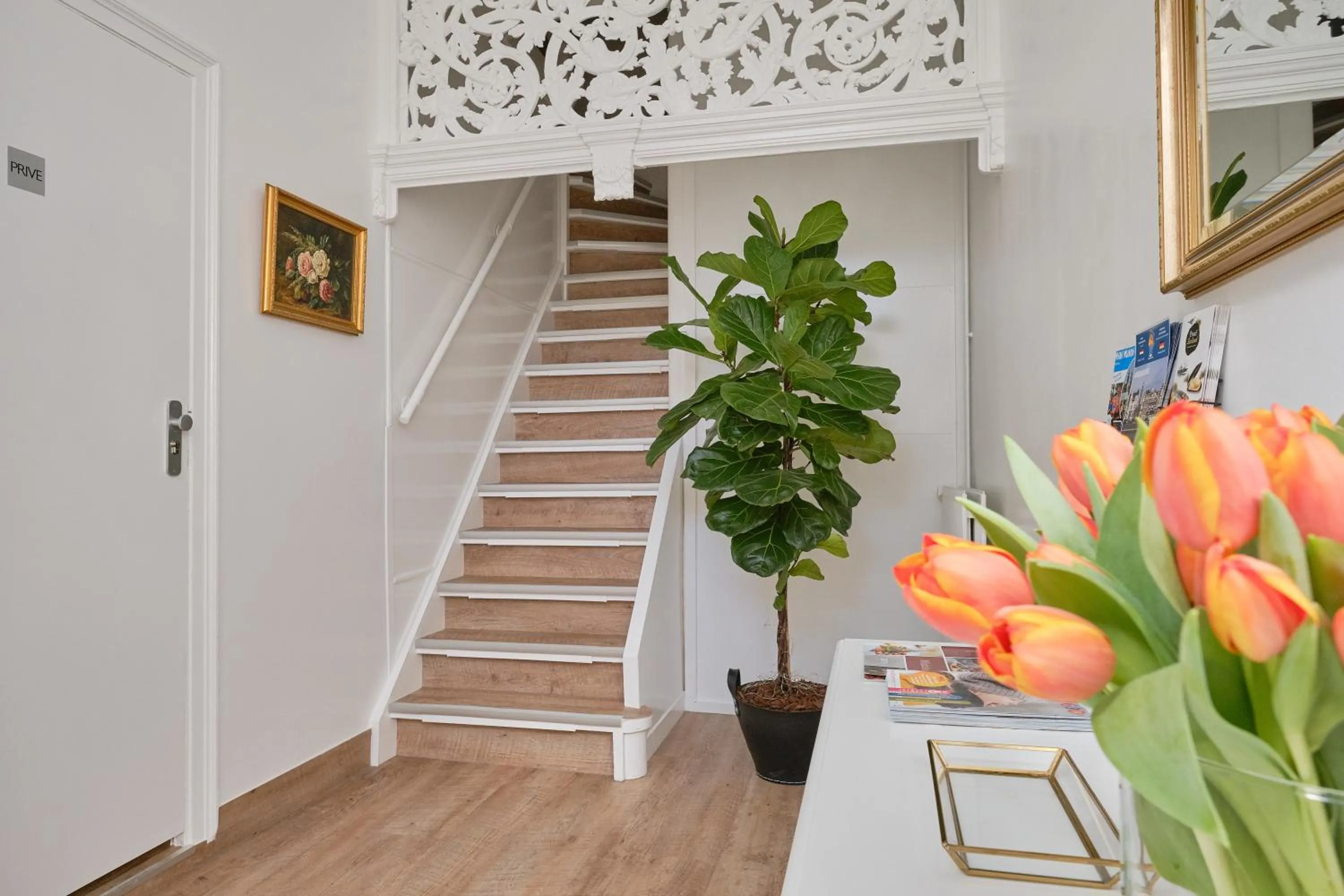 Facade/entrance in Het Gecroonde Swaert B&B