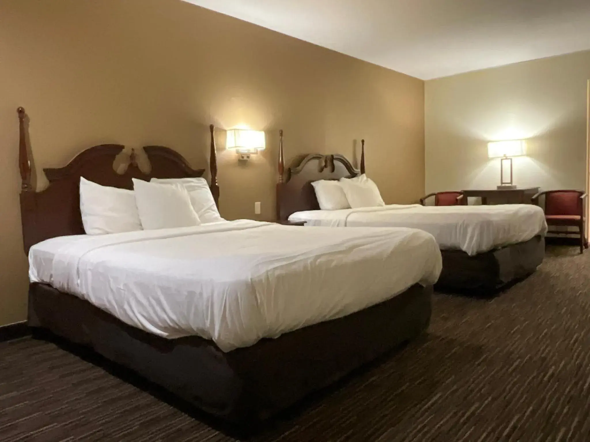 Queen Room with Two Queen Beds - Non-Smoking in Atlantic Inn Queen Room with Two Queen Beds - Non-Smoking in Atlantic Inn