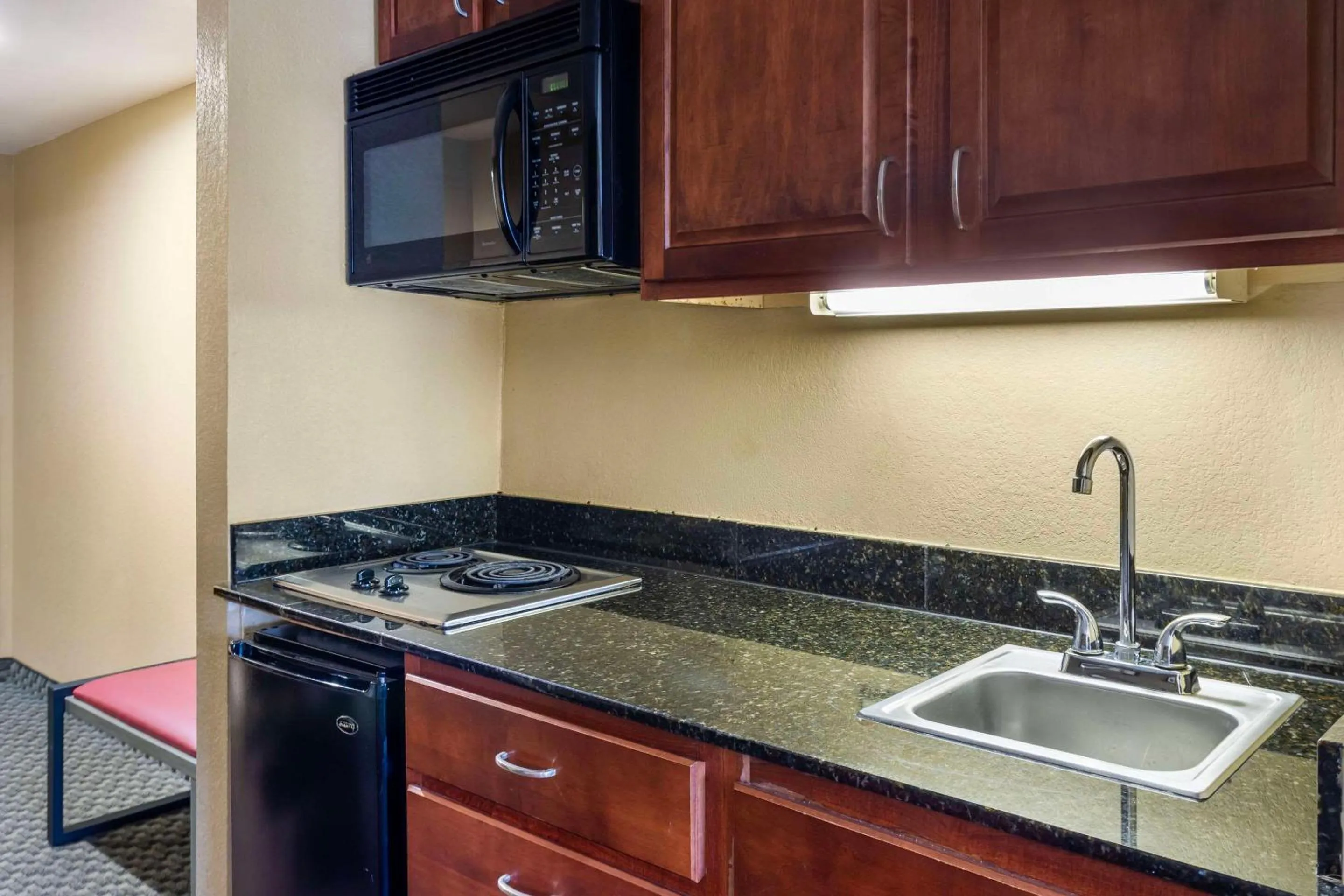 Bedroom in Comfort Inn & Suites Carneys Point - Pennsville