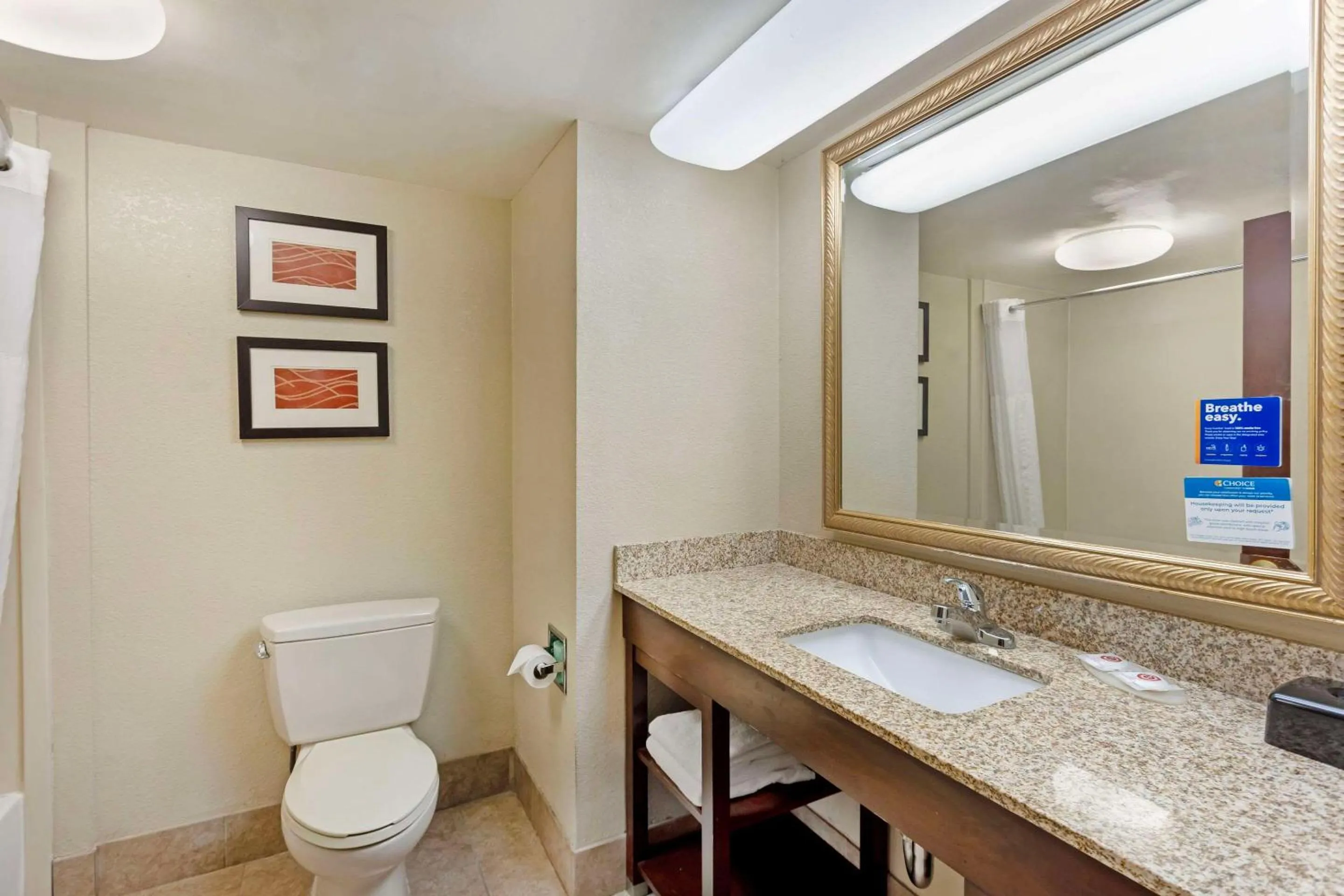 Bedroom in Comfort Inn & Suites Carneys Point - Pennsville