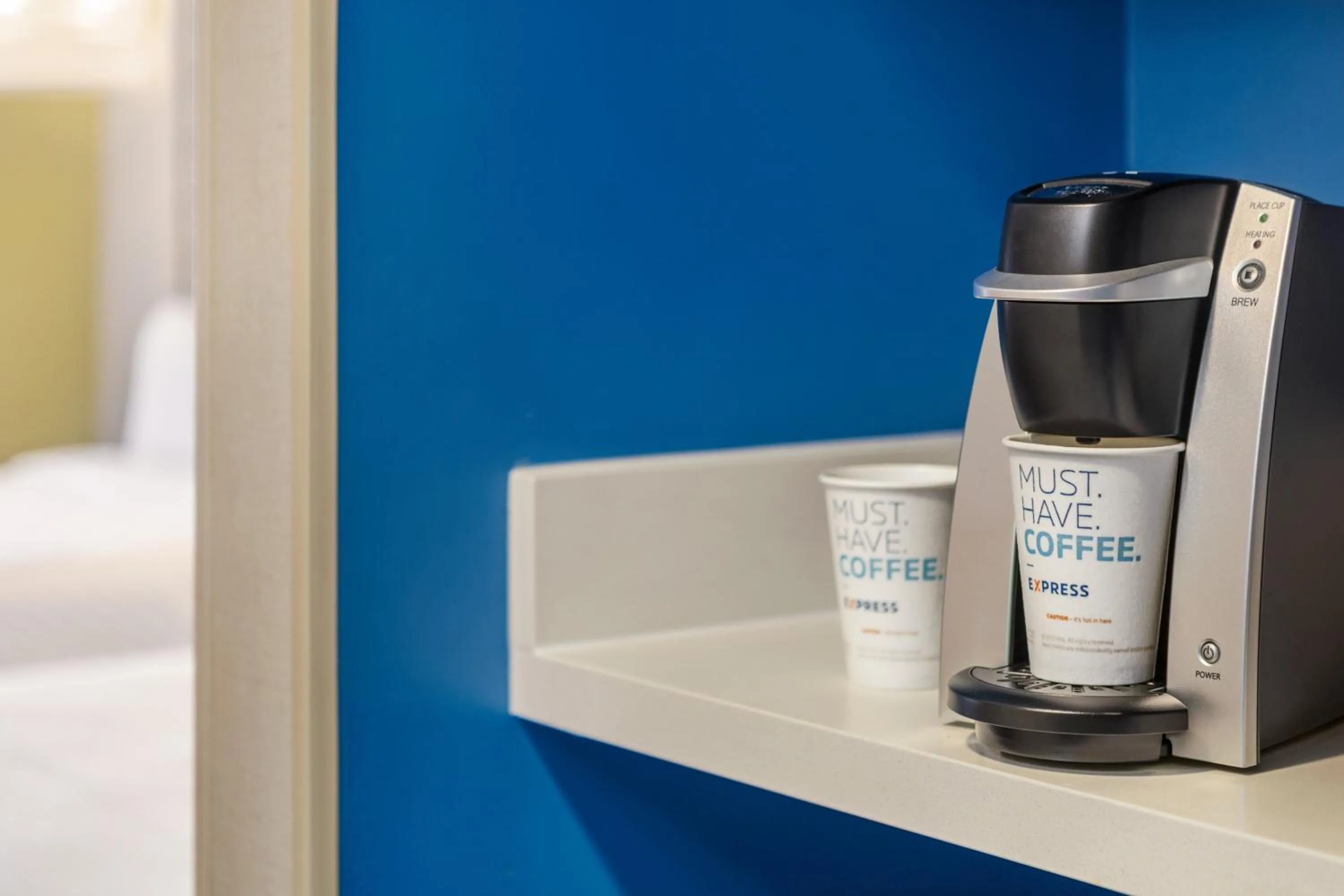 Bedroom in Holiday Inn Express & Suites Philadelphia - Mt Laurel by IHG