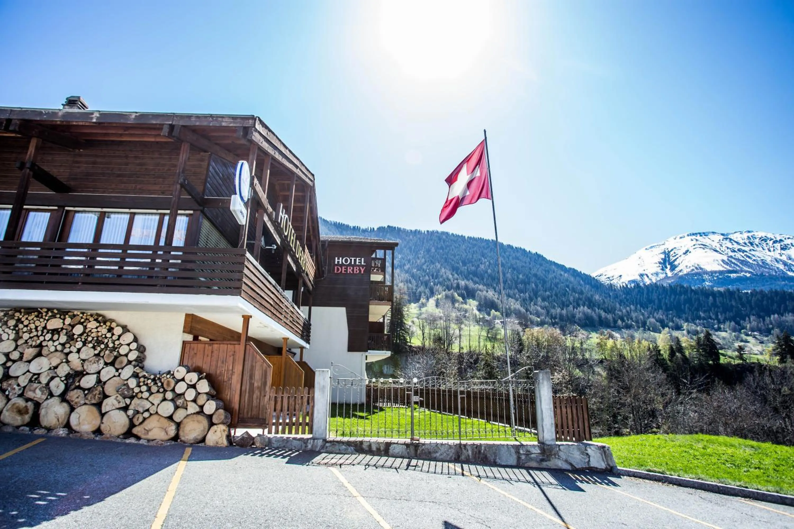 Facade/entrance in Hotel Derby