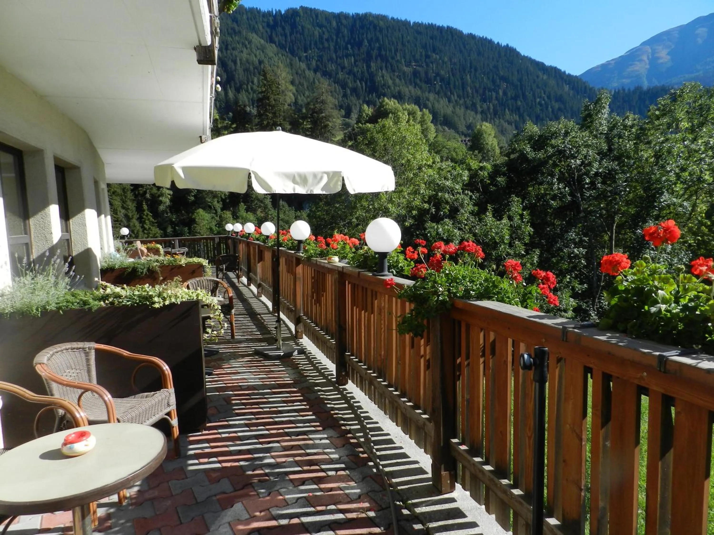 Facade/entrance in Hotel Derby