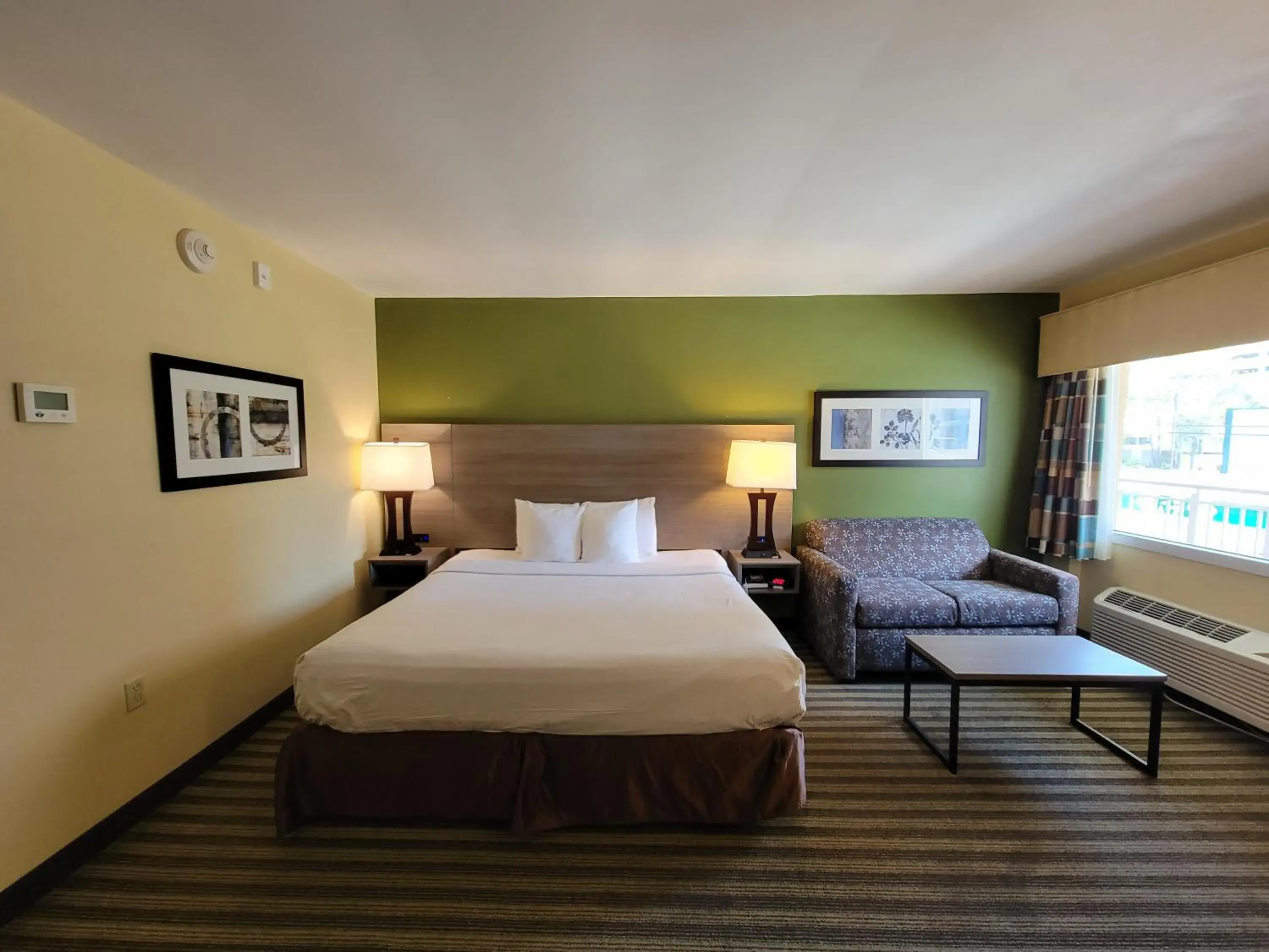 King Room - Non-Smoking in Quality Inn Flamingo King Room - Non-Smoking in Quality Inn Flamingo