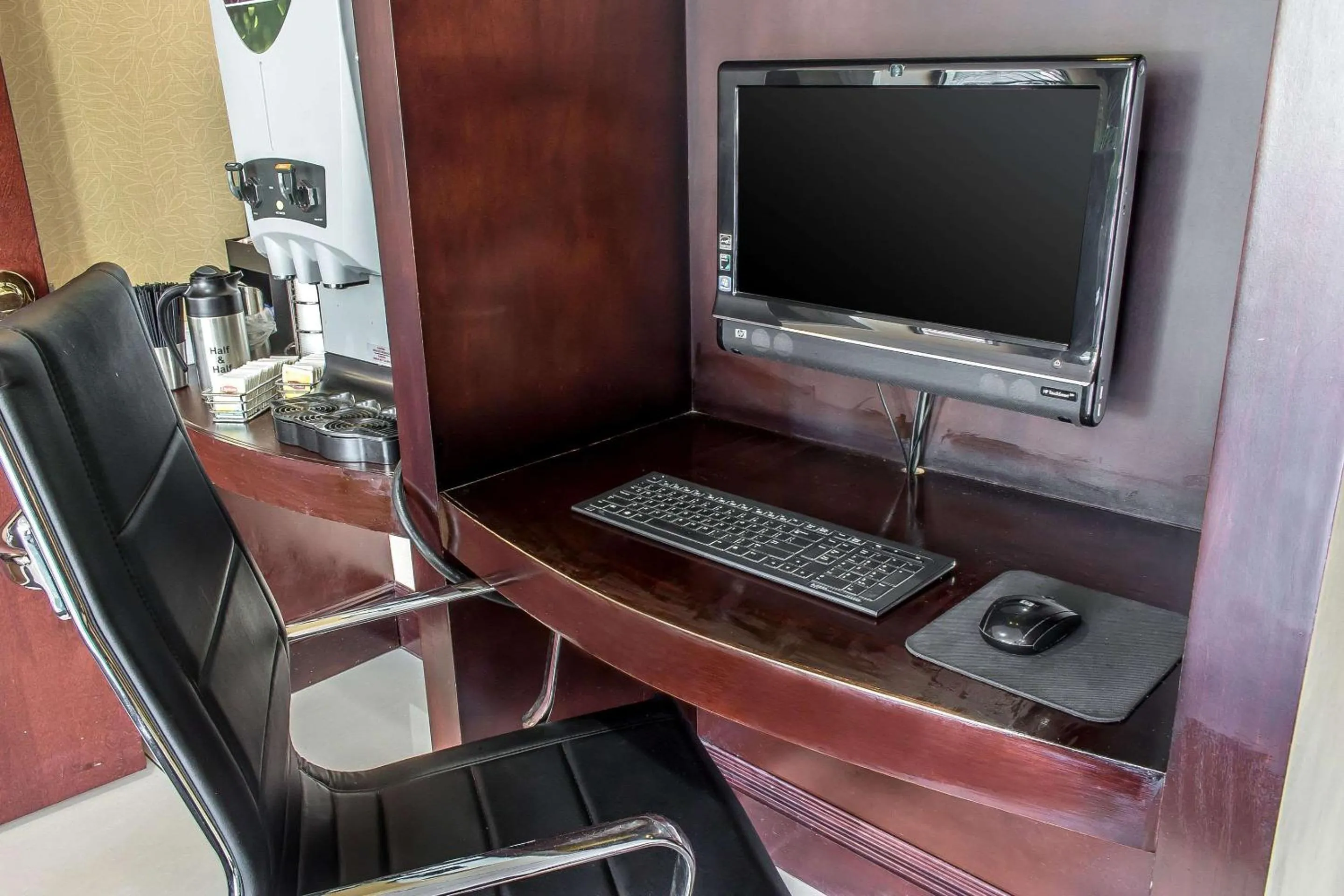 On site in Quality Inn near Mountain Creek