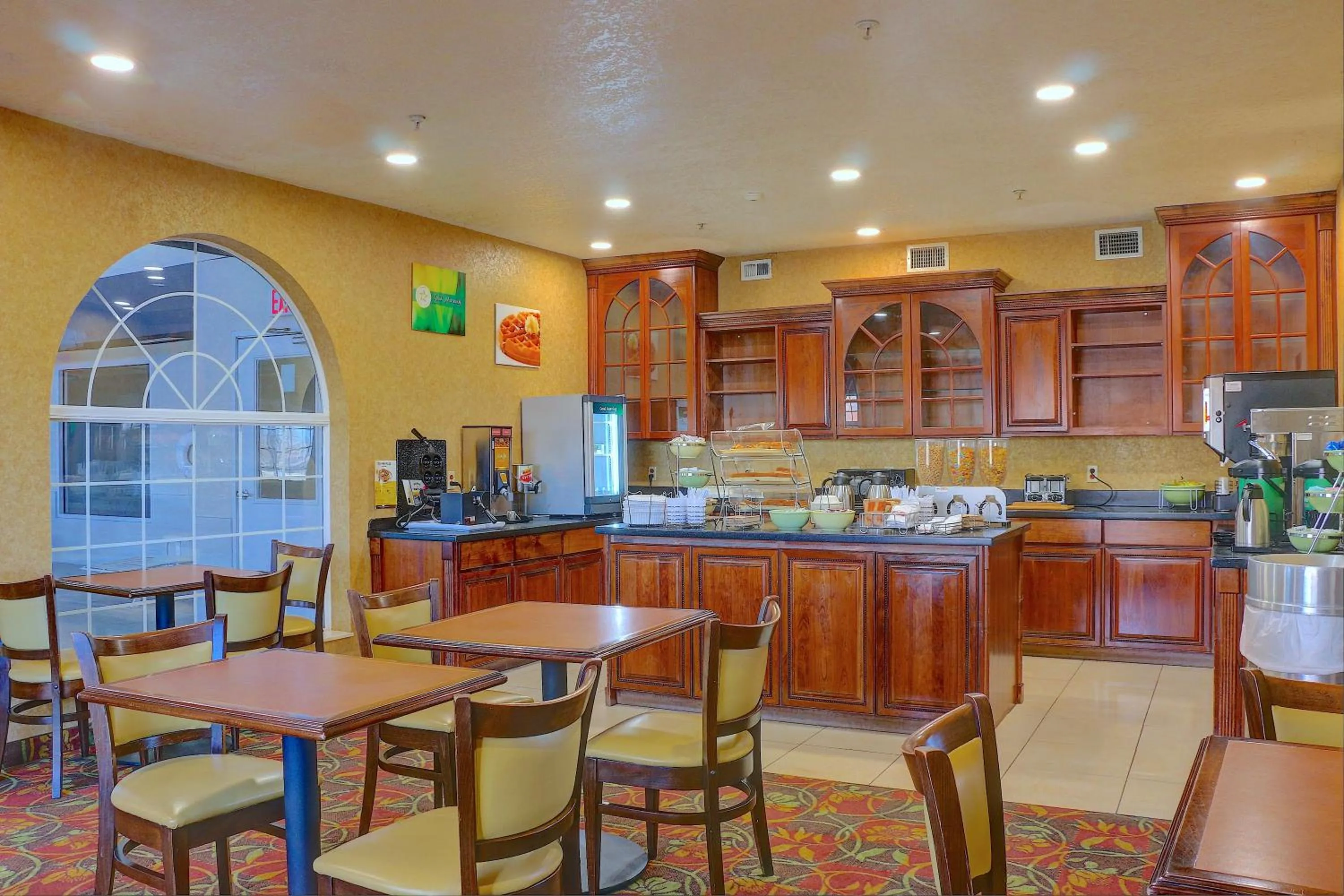 Breakfast in Quality Inn & Suites Roswell North