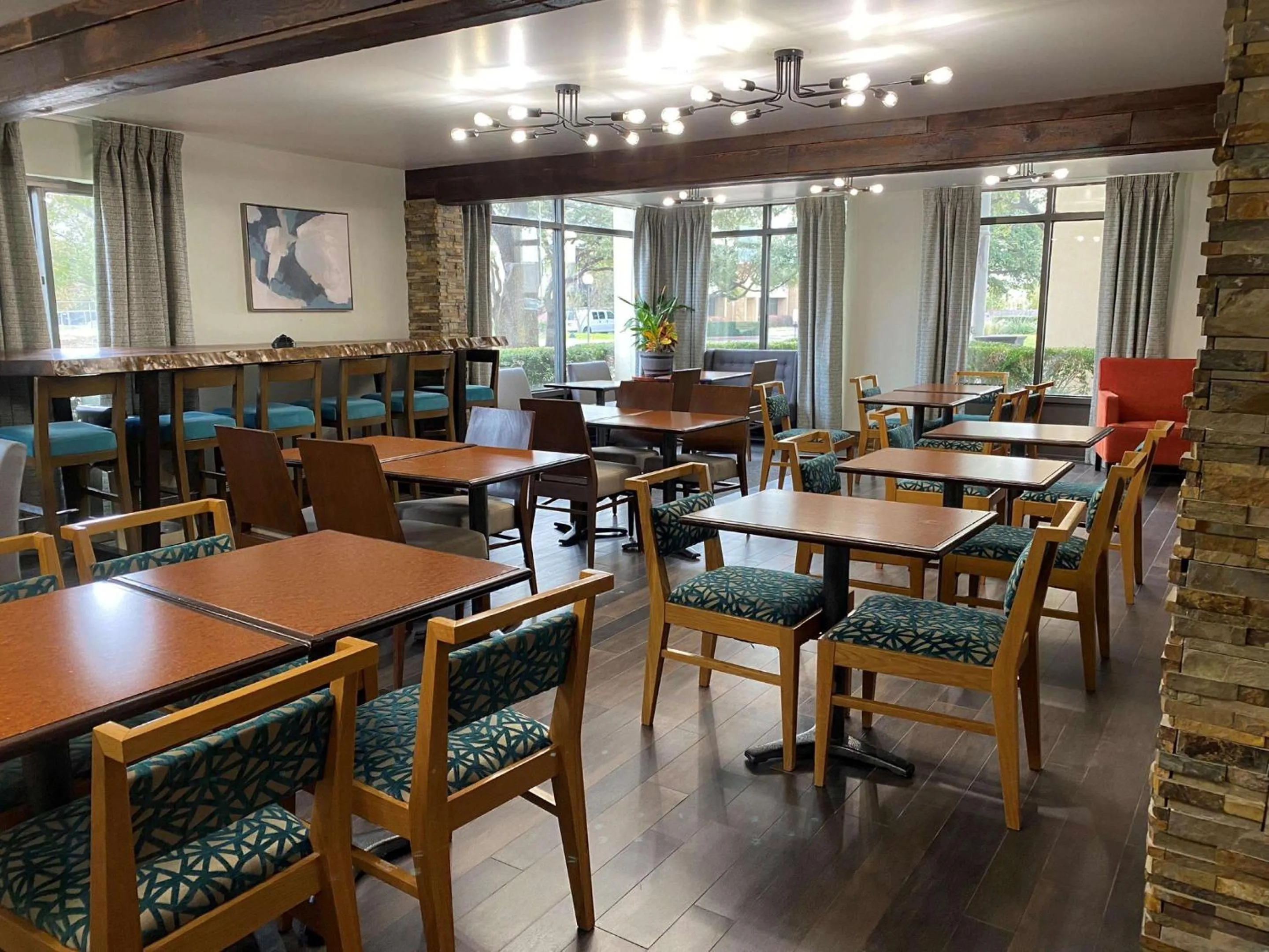 Breakfast in The Addison Hotel SureStay Collection by Best Western