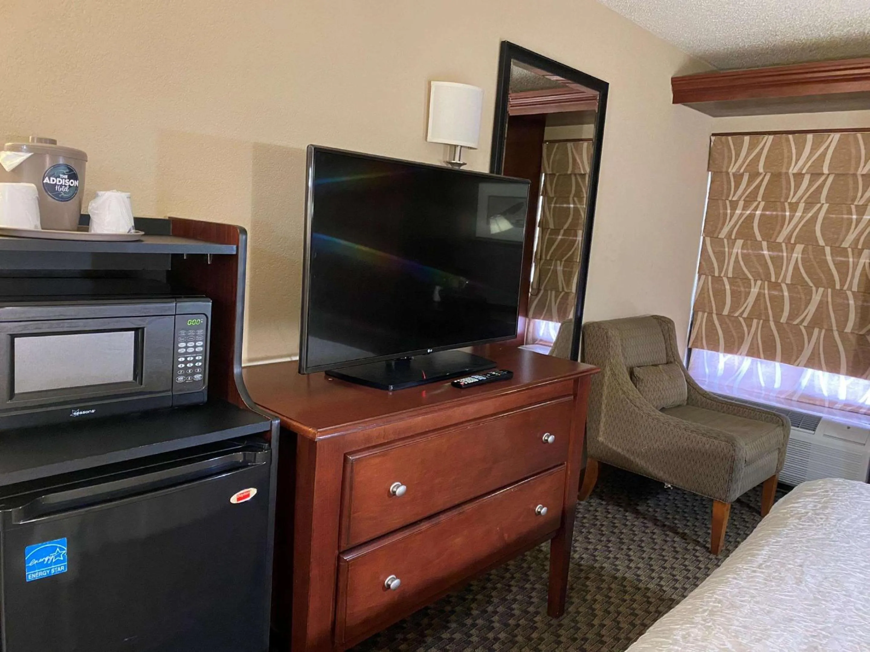 Bedroom, Bed in The Addison Hotel SureStay Collection by Best Western