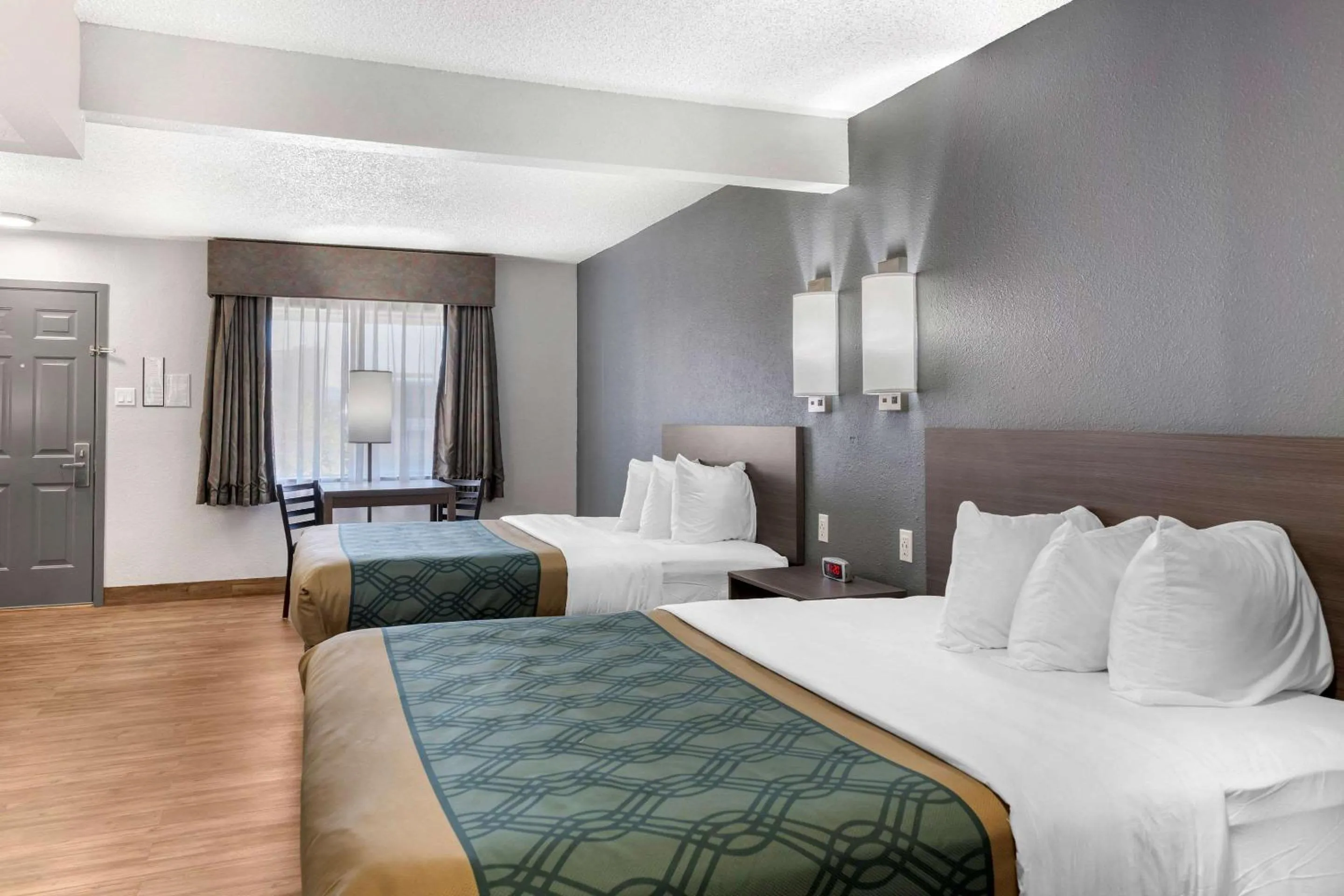 Photo of the whole room in Econo Lodge Inn & Suites Socorro